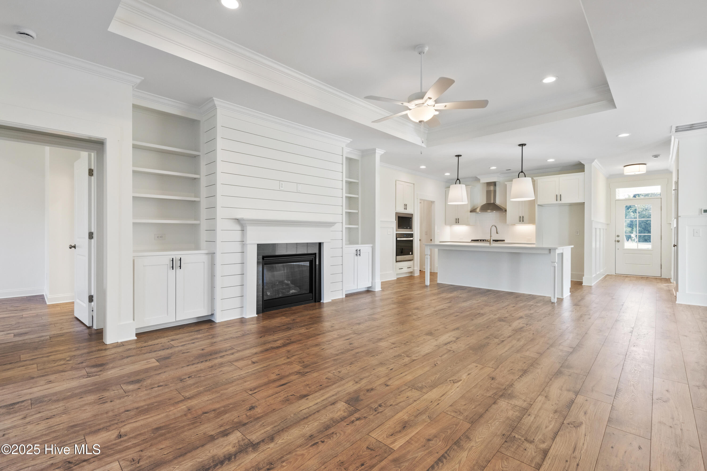 100537559 | Photo 18