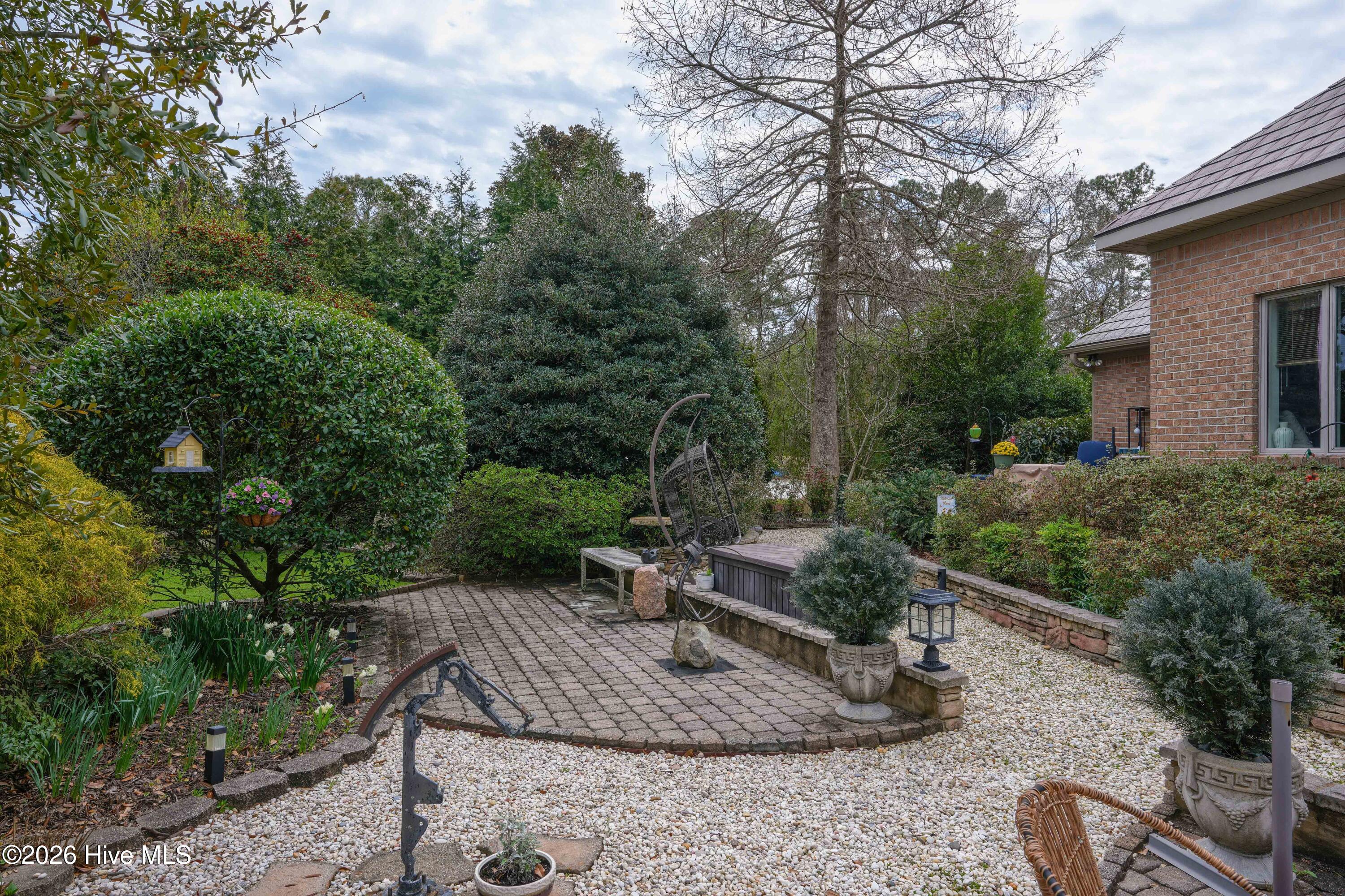 100559840 | Photo 55