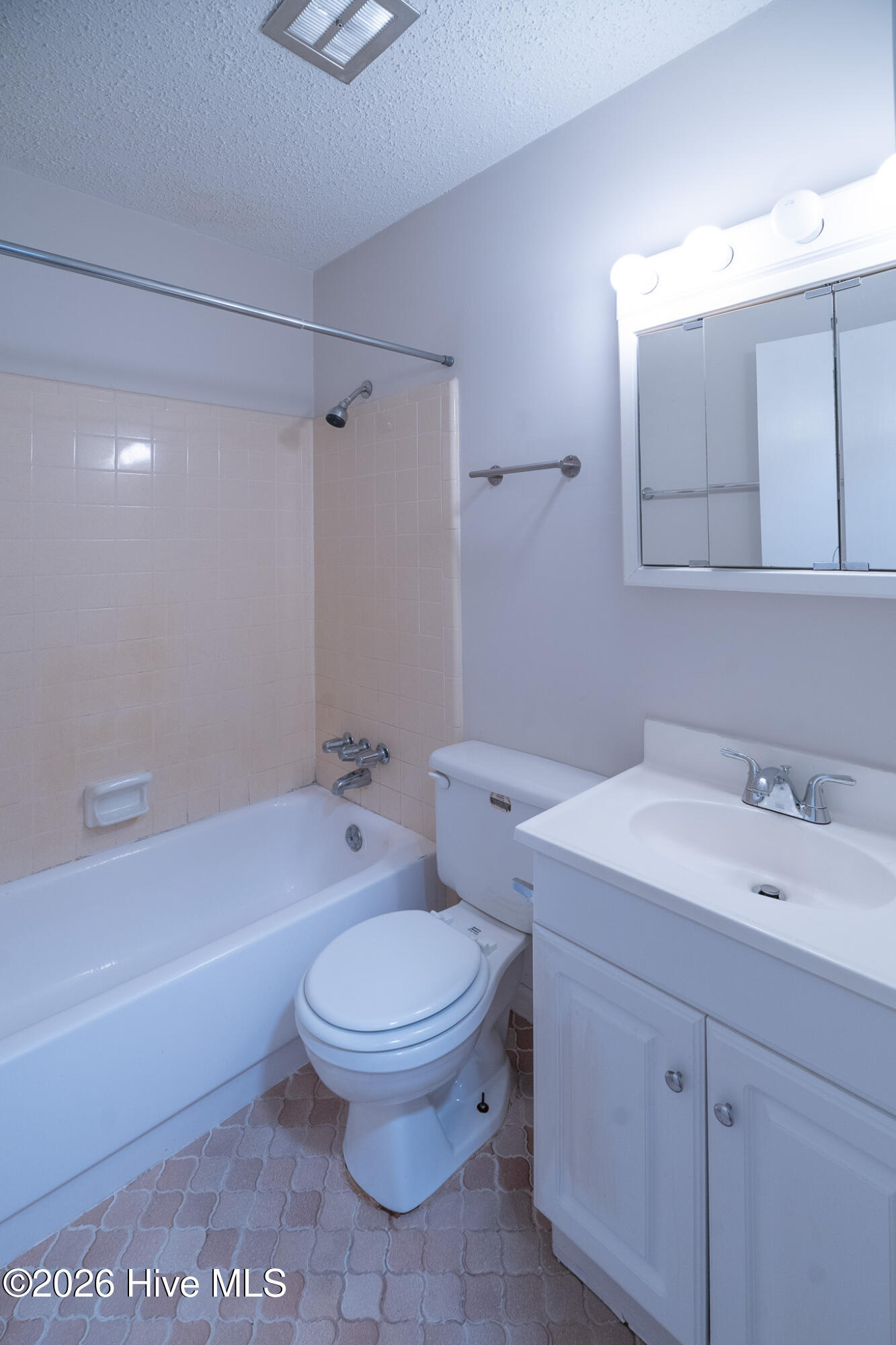 100567624 | Photo 20