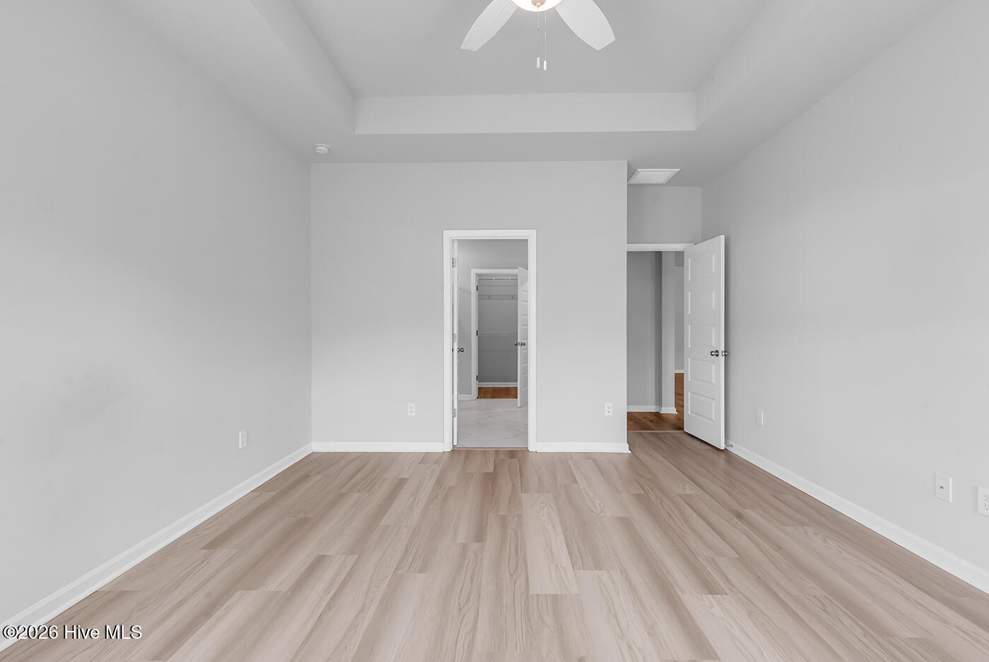 100560005 | Photo 28