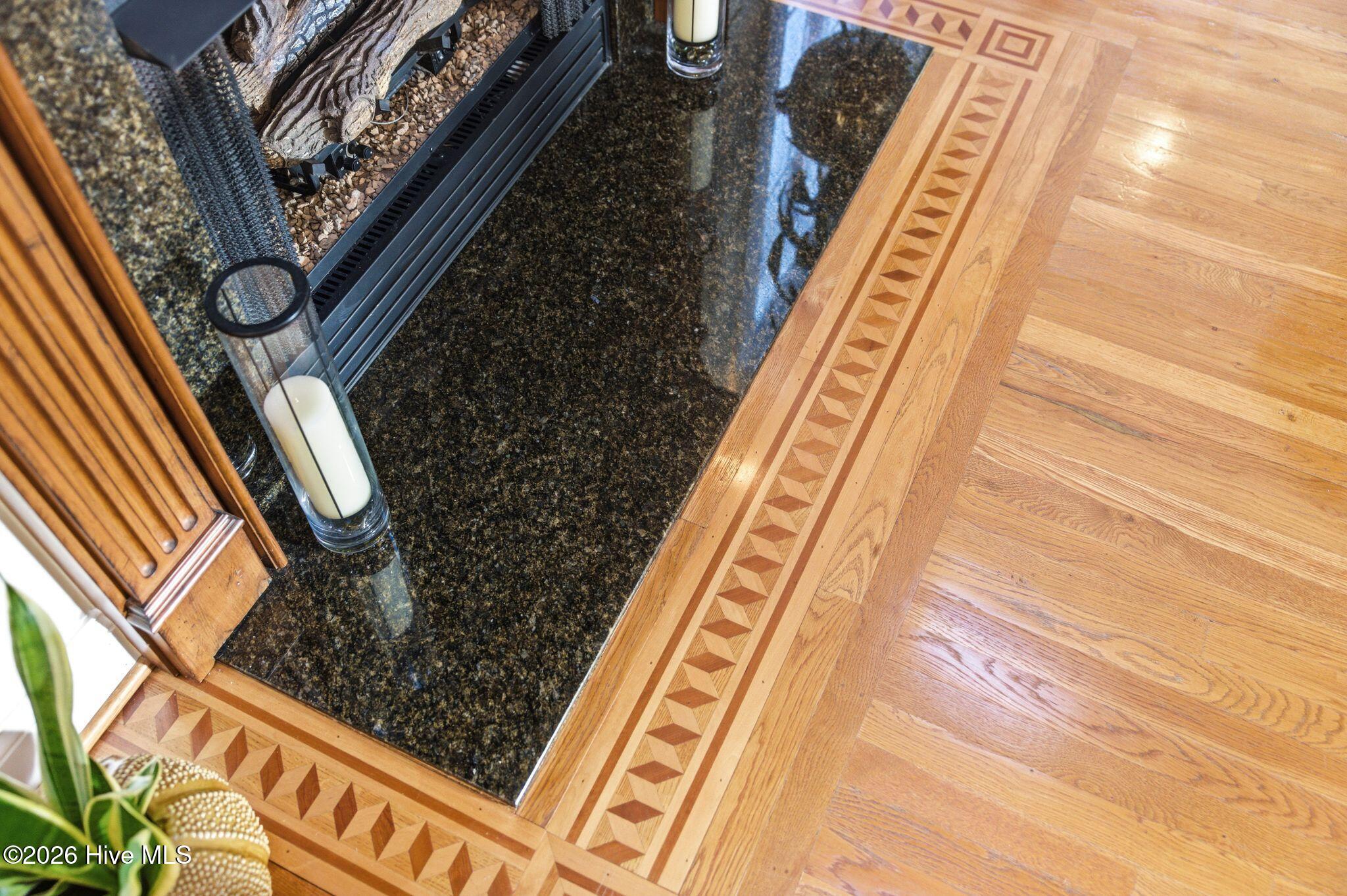 100564918 | Photo 15