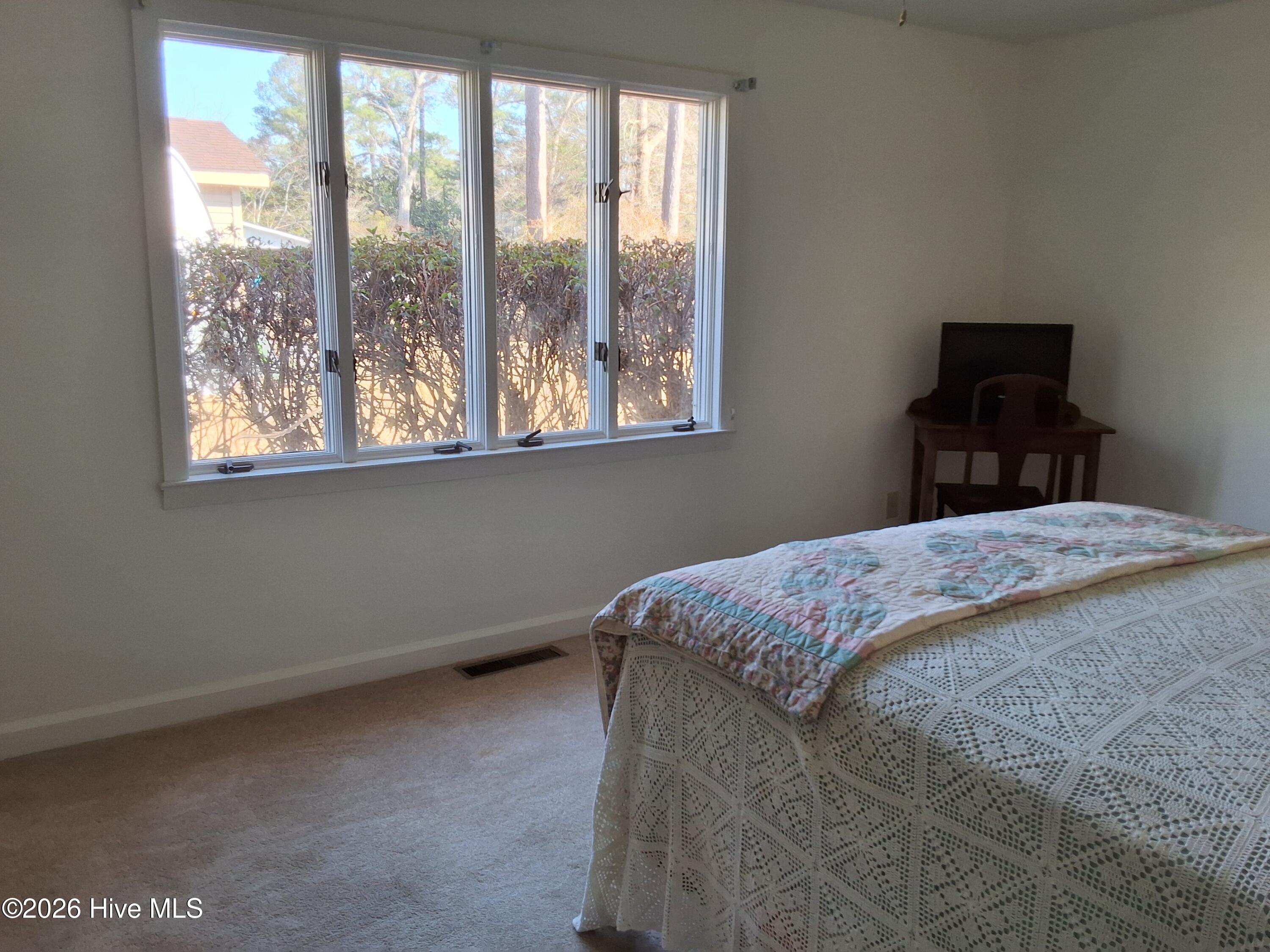 100554569 | Photo 63