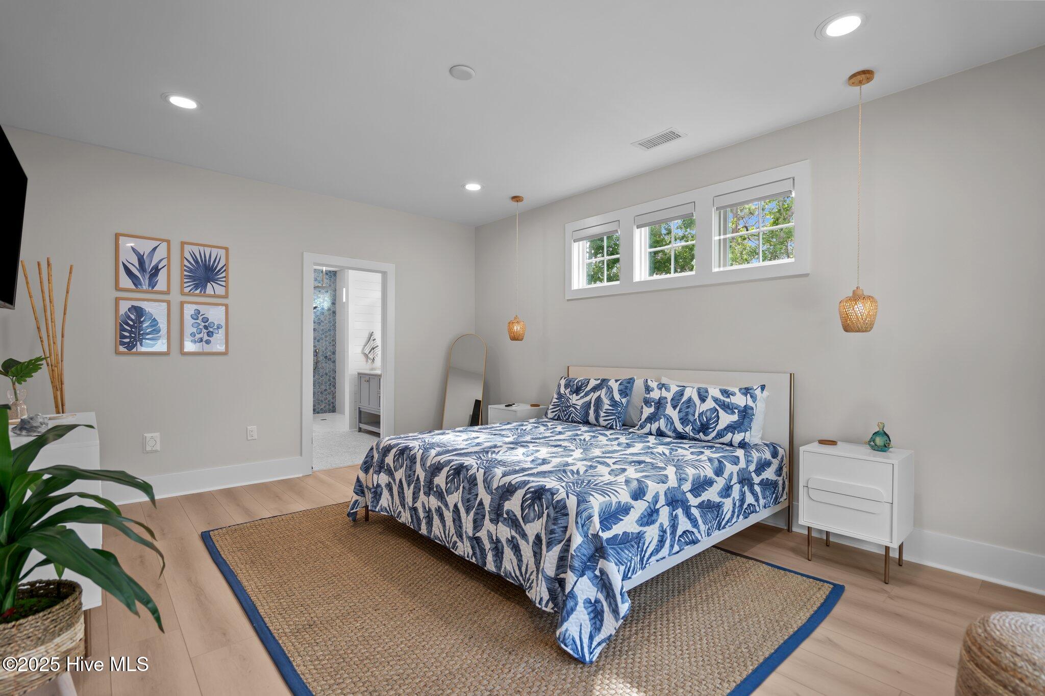 100519500 | Photo 28