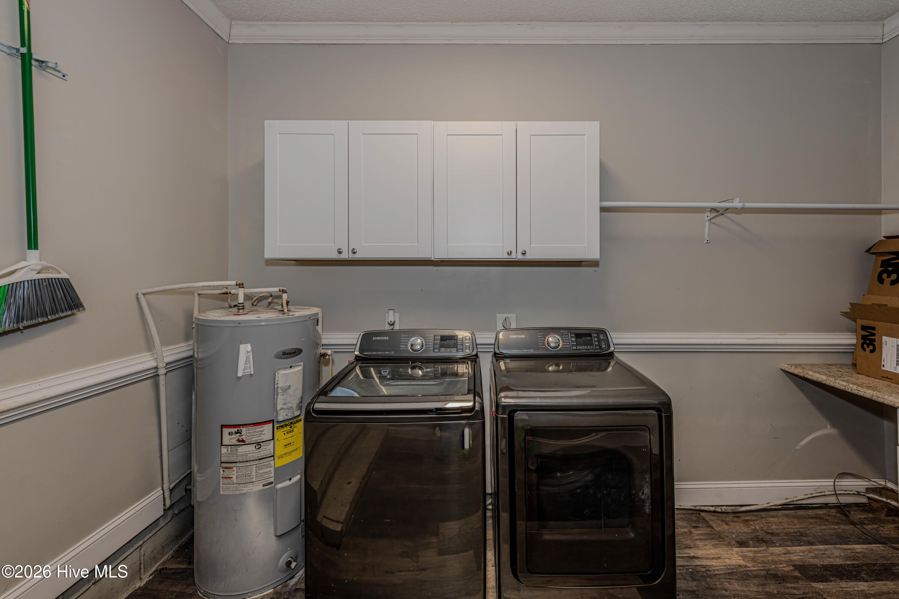 100549124 | Photo 38