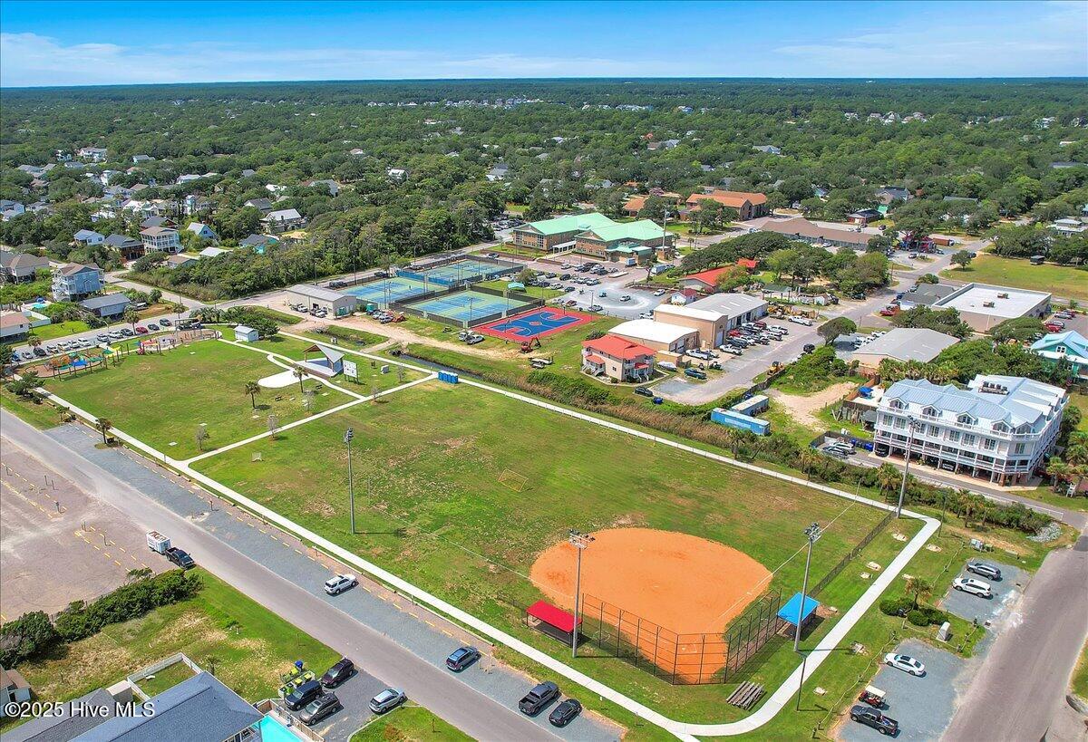 100539108 | Photo 58