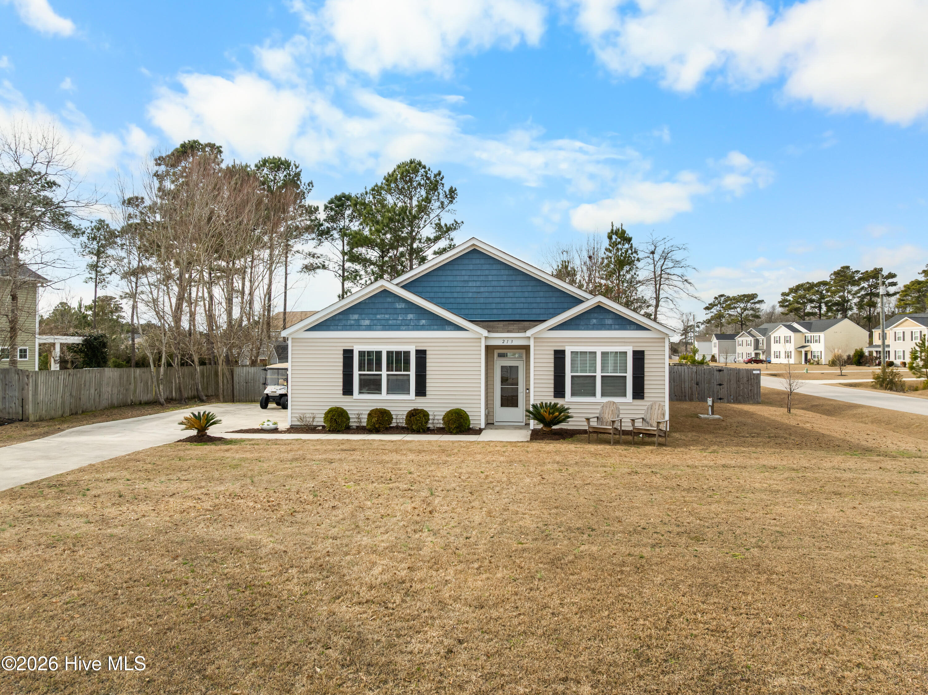 100552885 | Photo 43