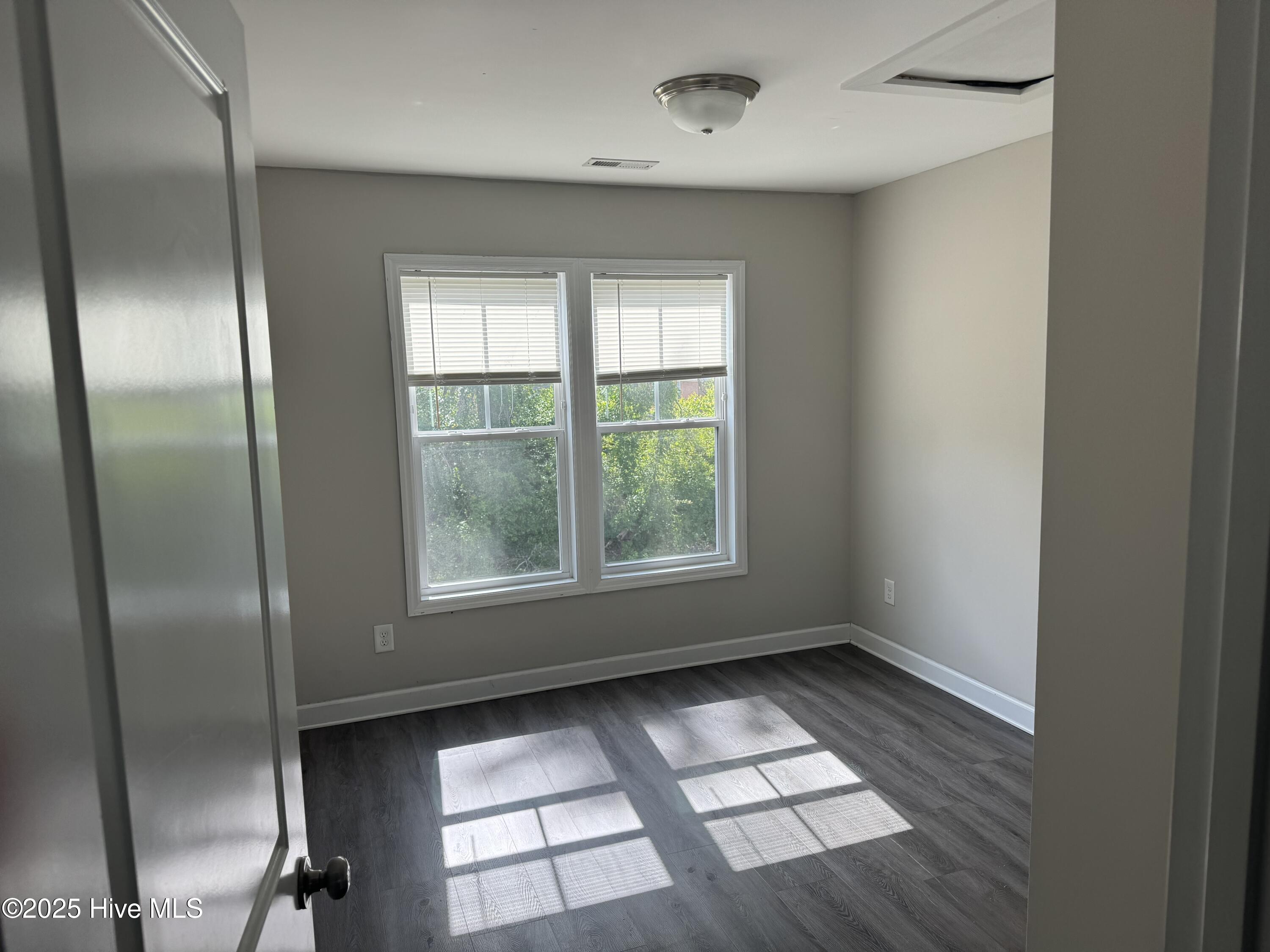 100539435 | Photo 20