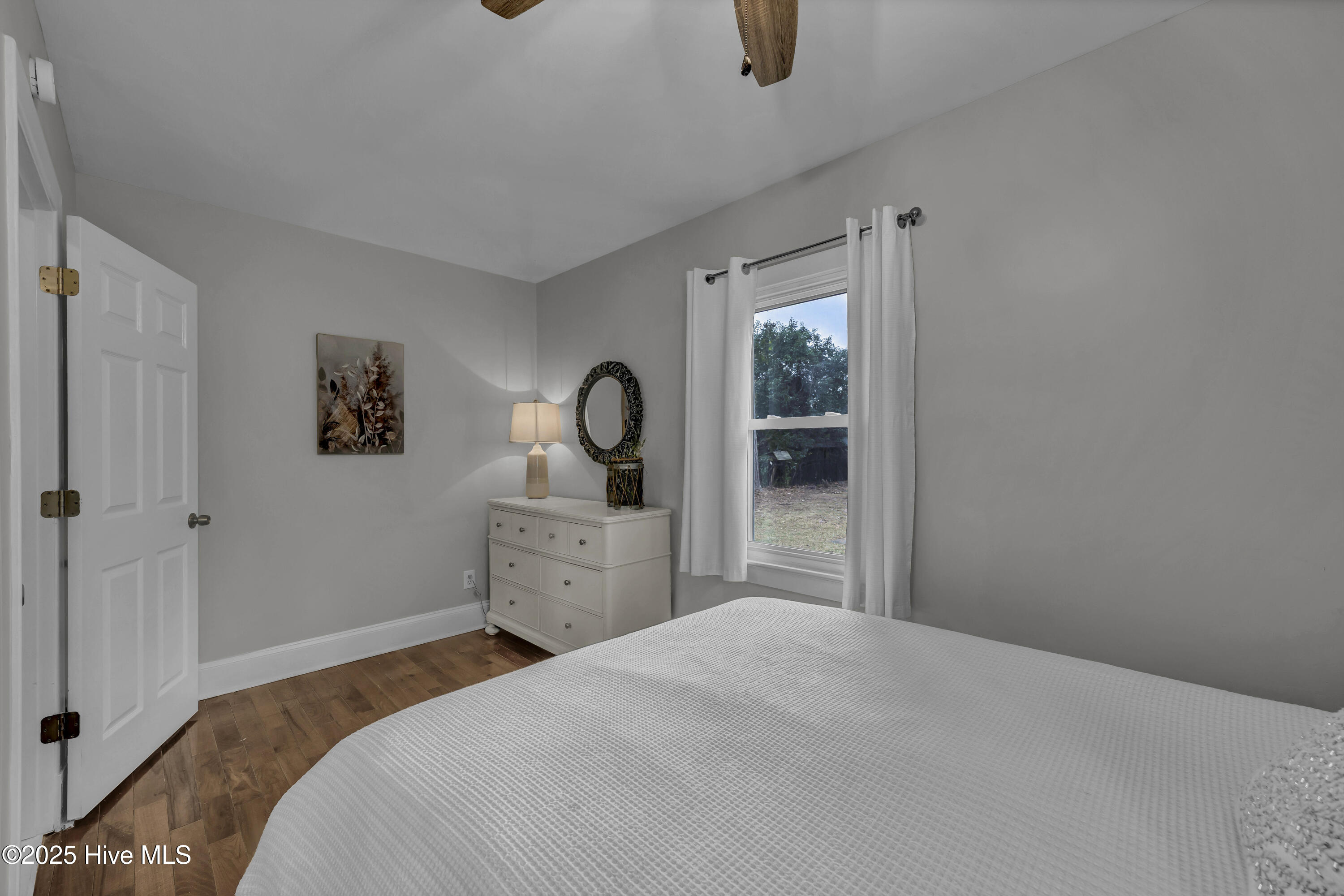 100546144 | Photo 11