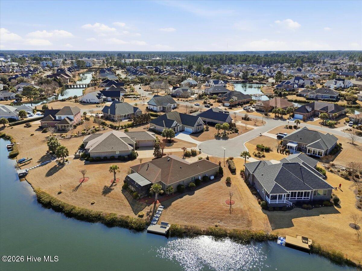 100553917 | Photo 90