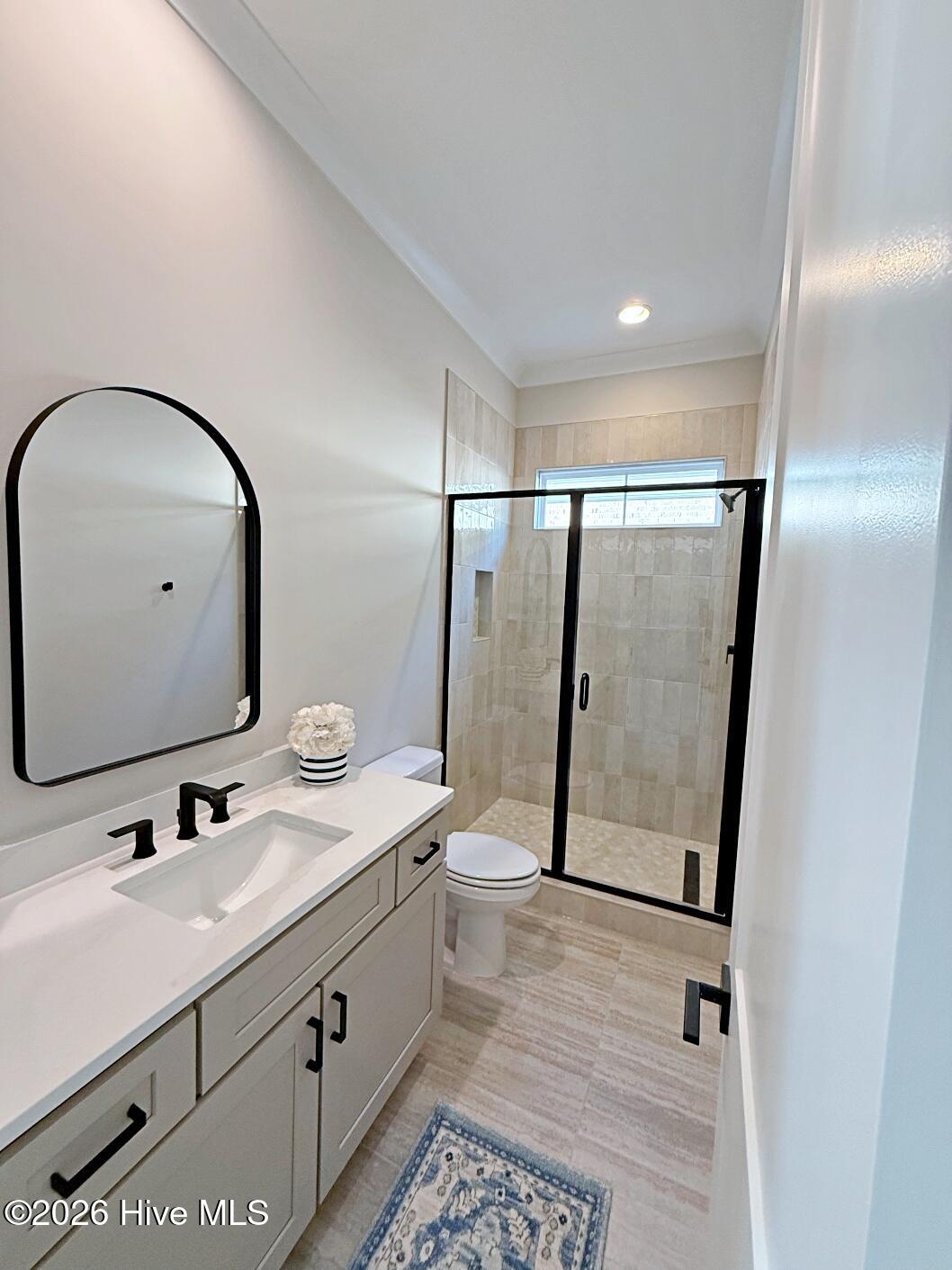 100553338 | Photo 37