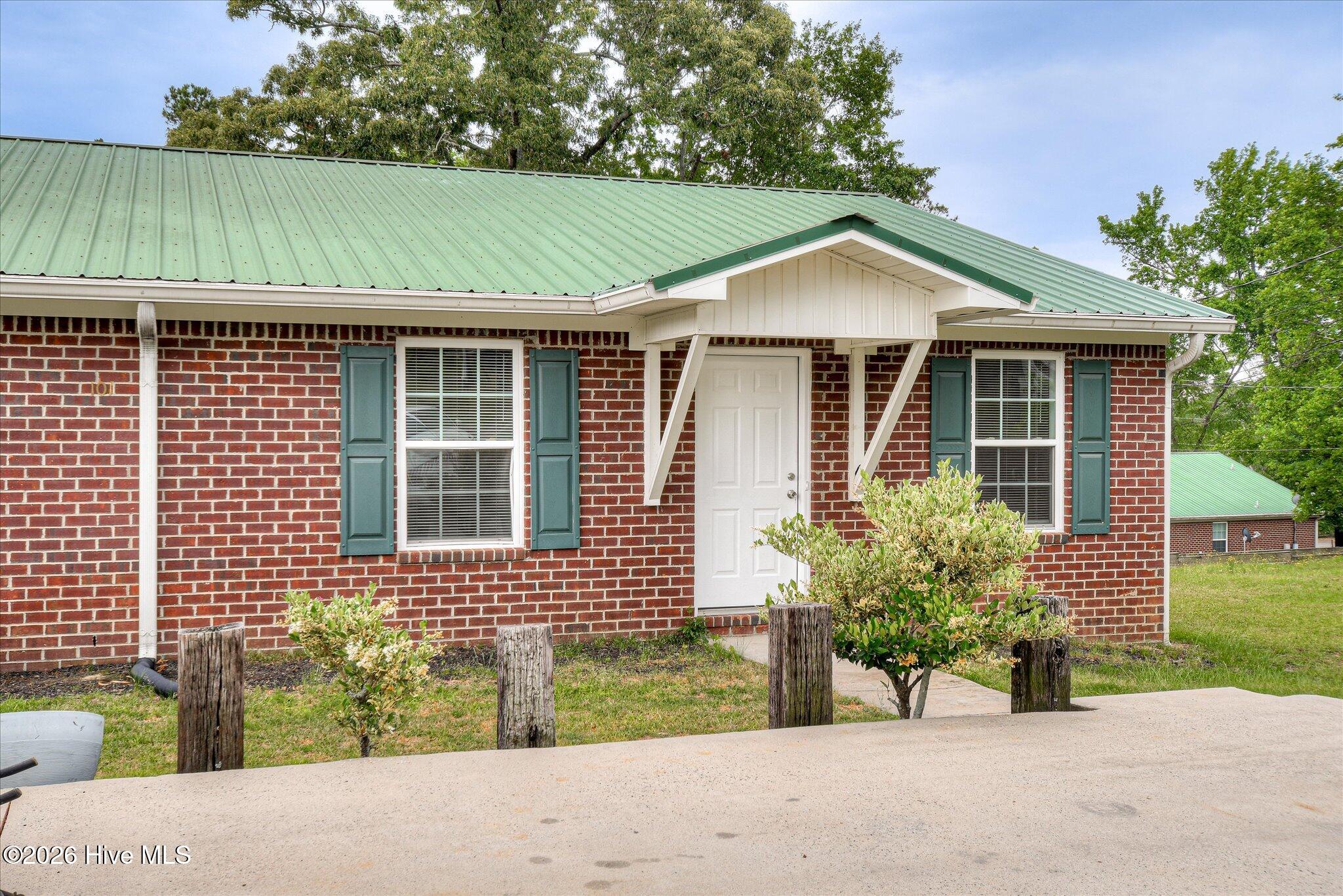 Listing Photo 100591621