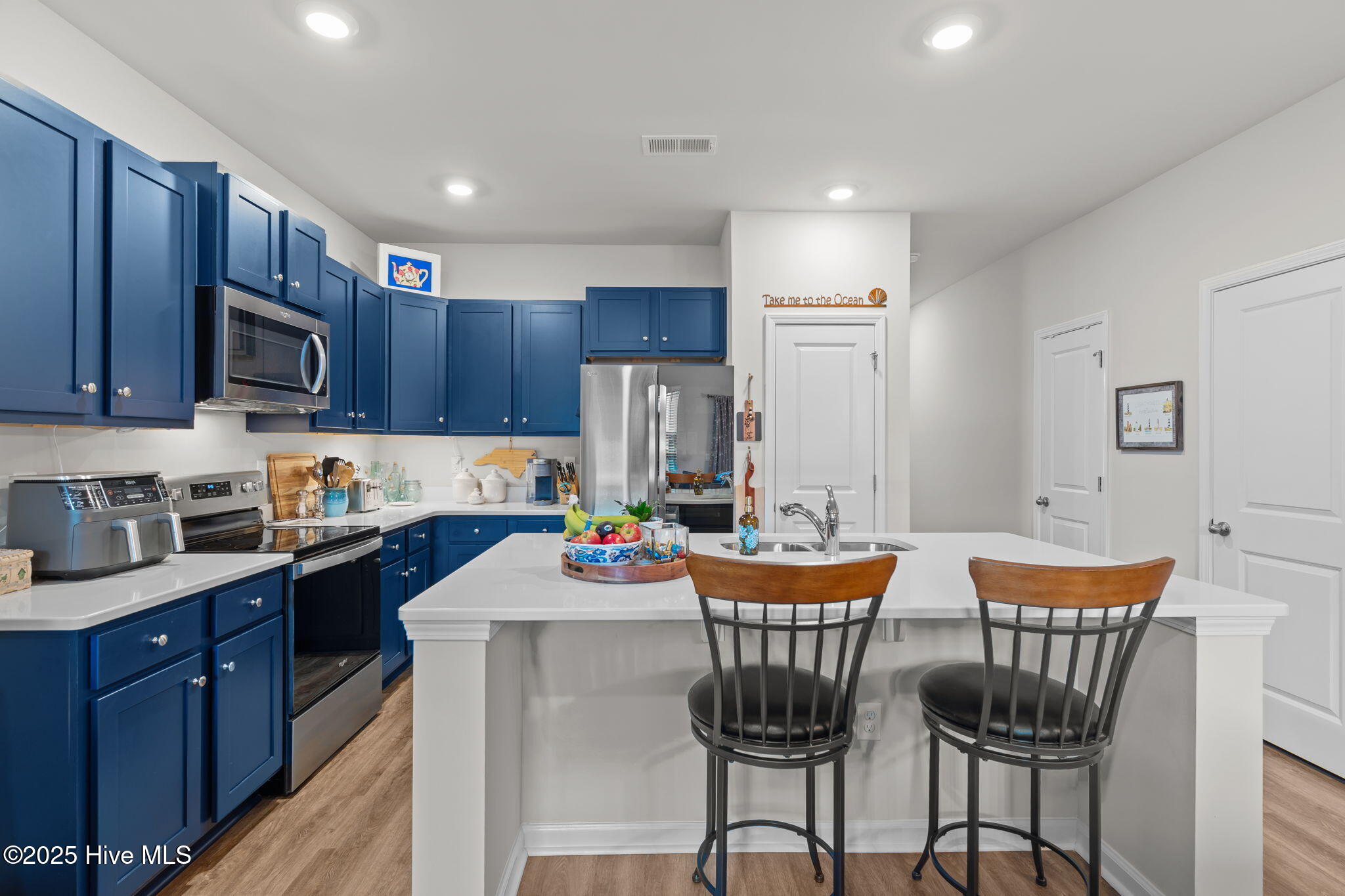 100529312 | Photo 15