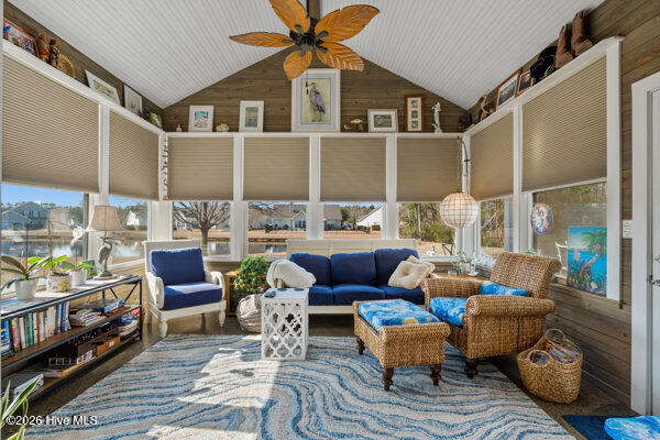 100553746 | Photo 20