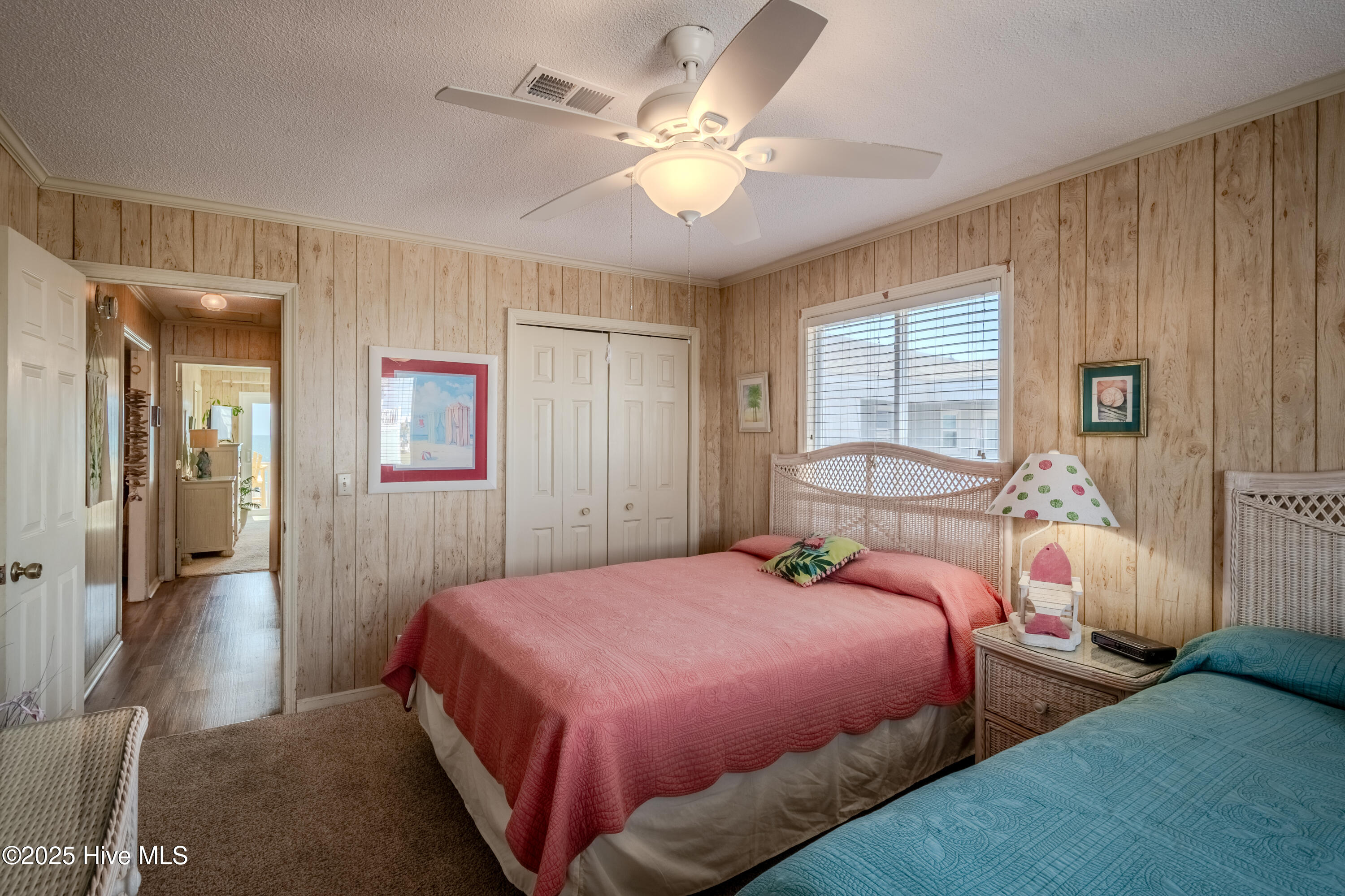 100491767 | Photo 14