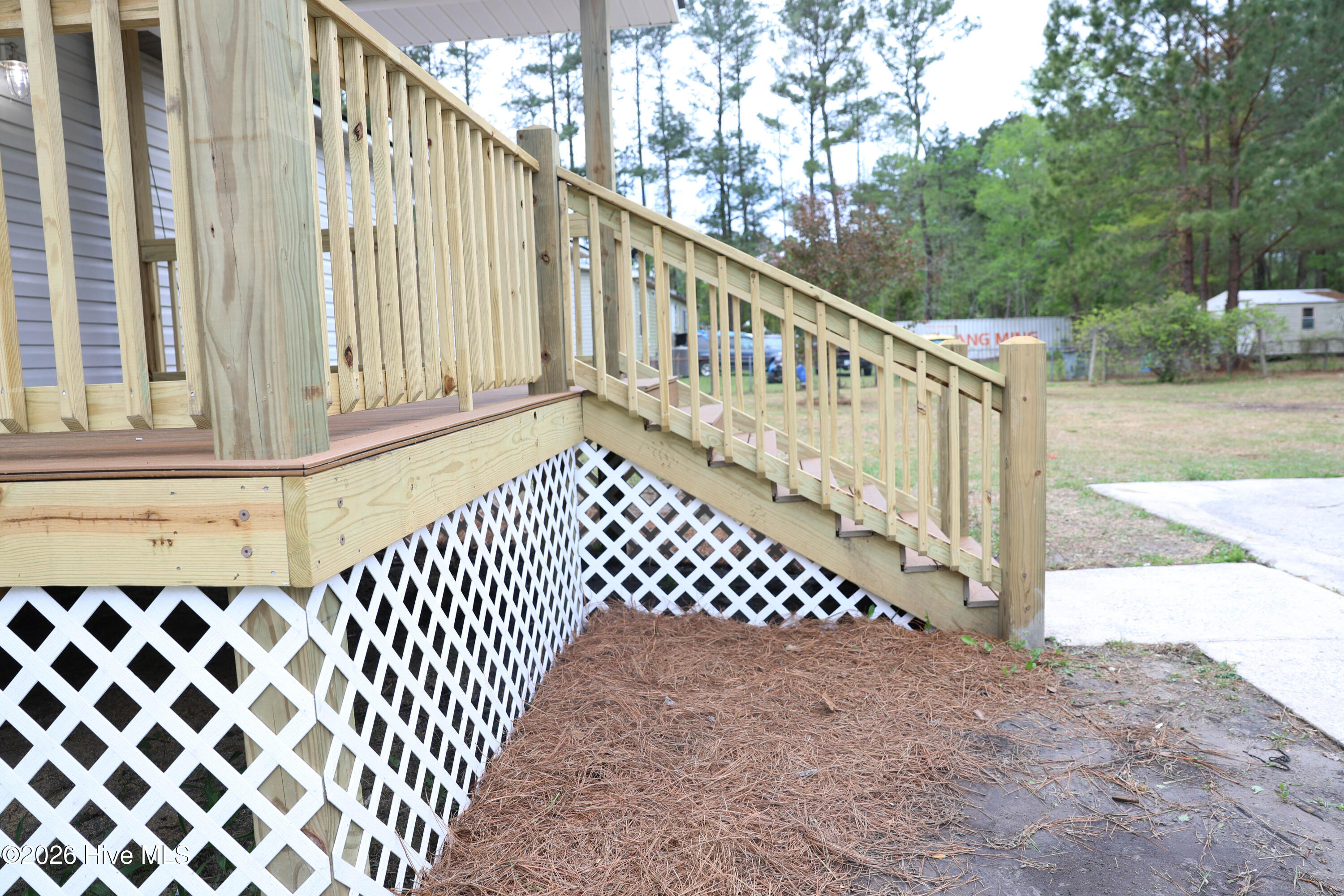 100567859 | Photo 38