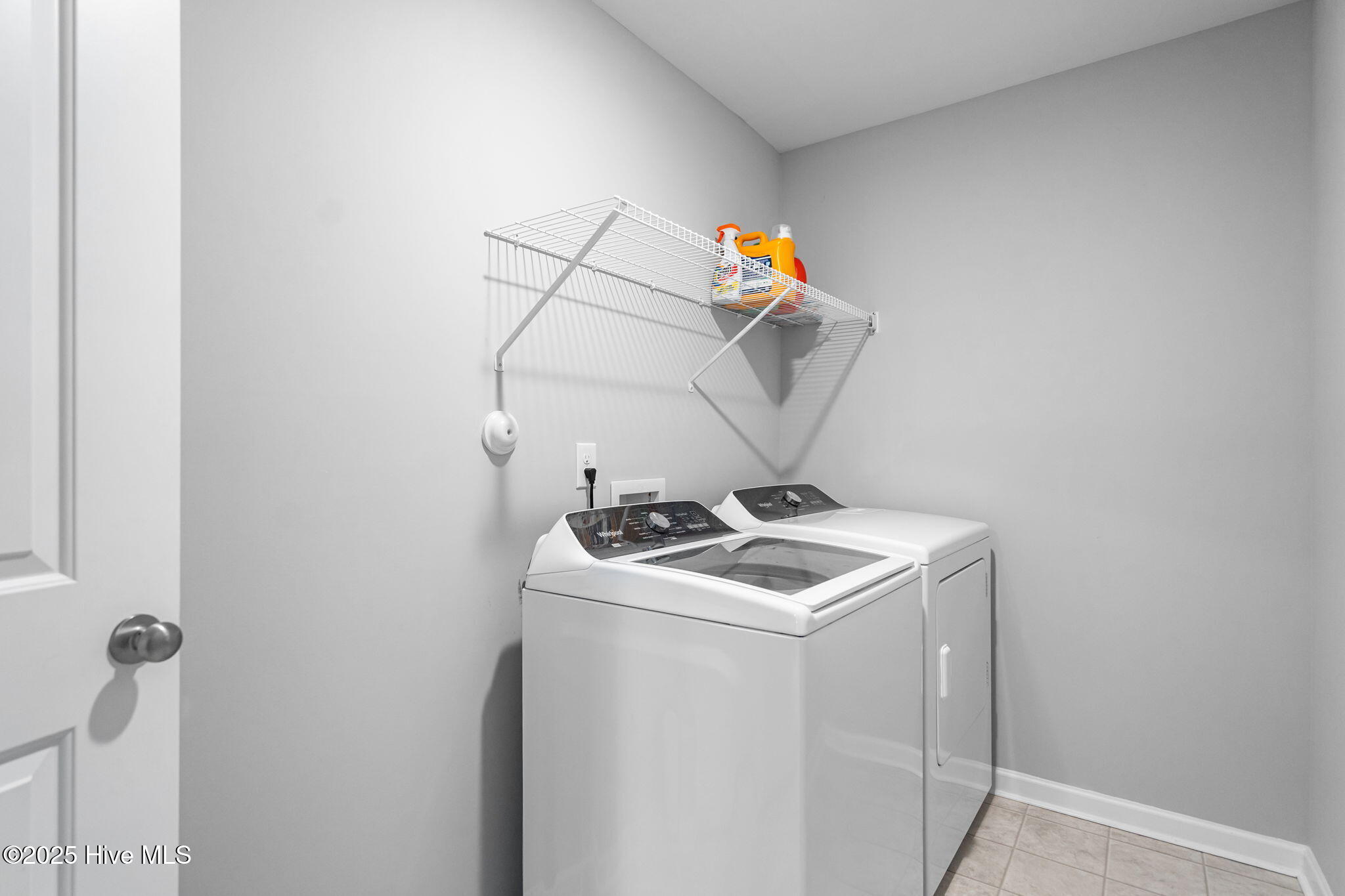 100528737 | Photo 28