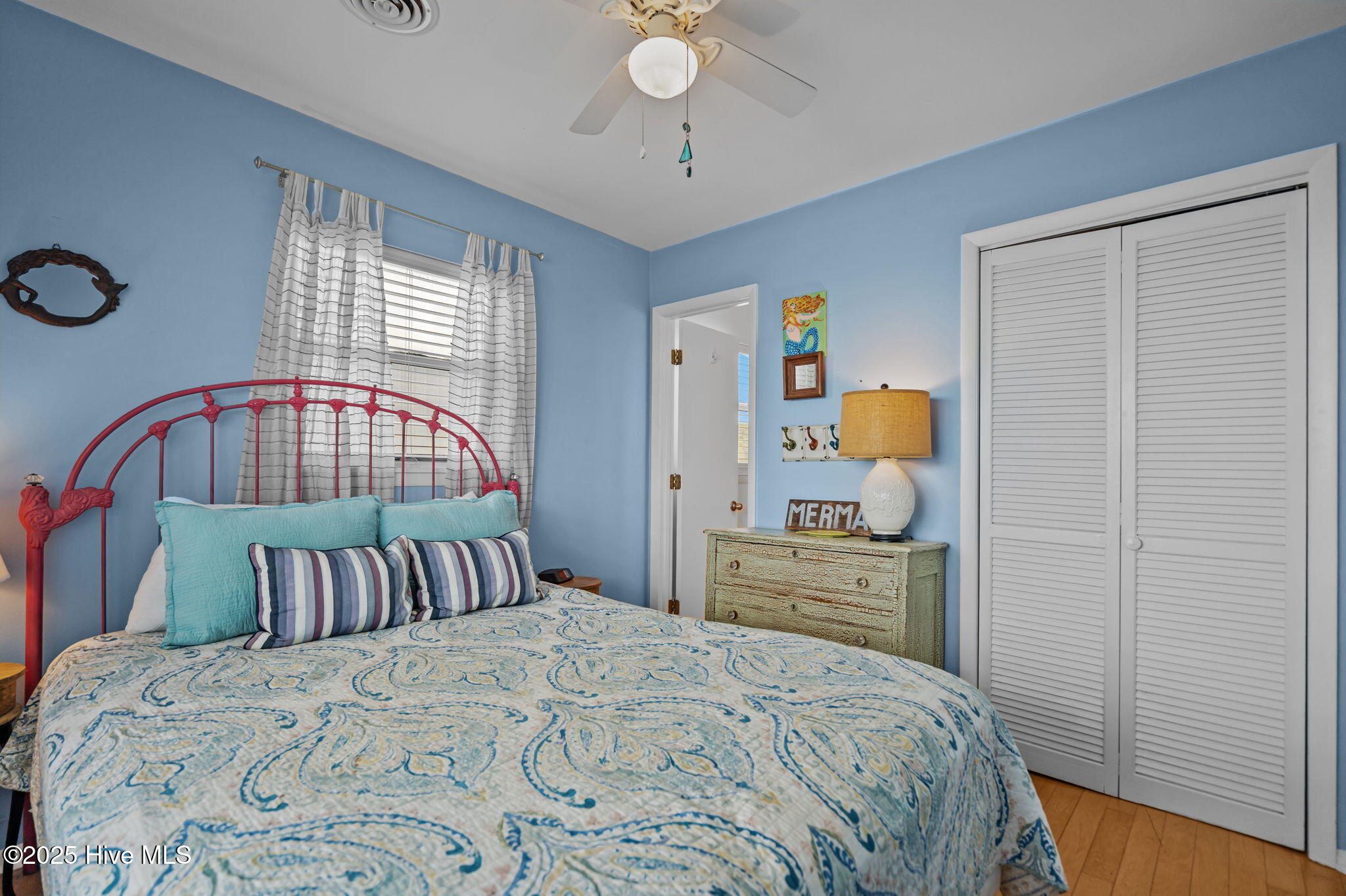 100531586 | Photo 23