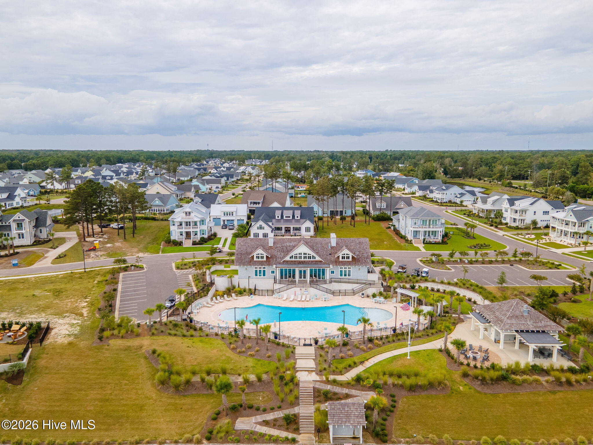 100558696 | Photo 15