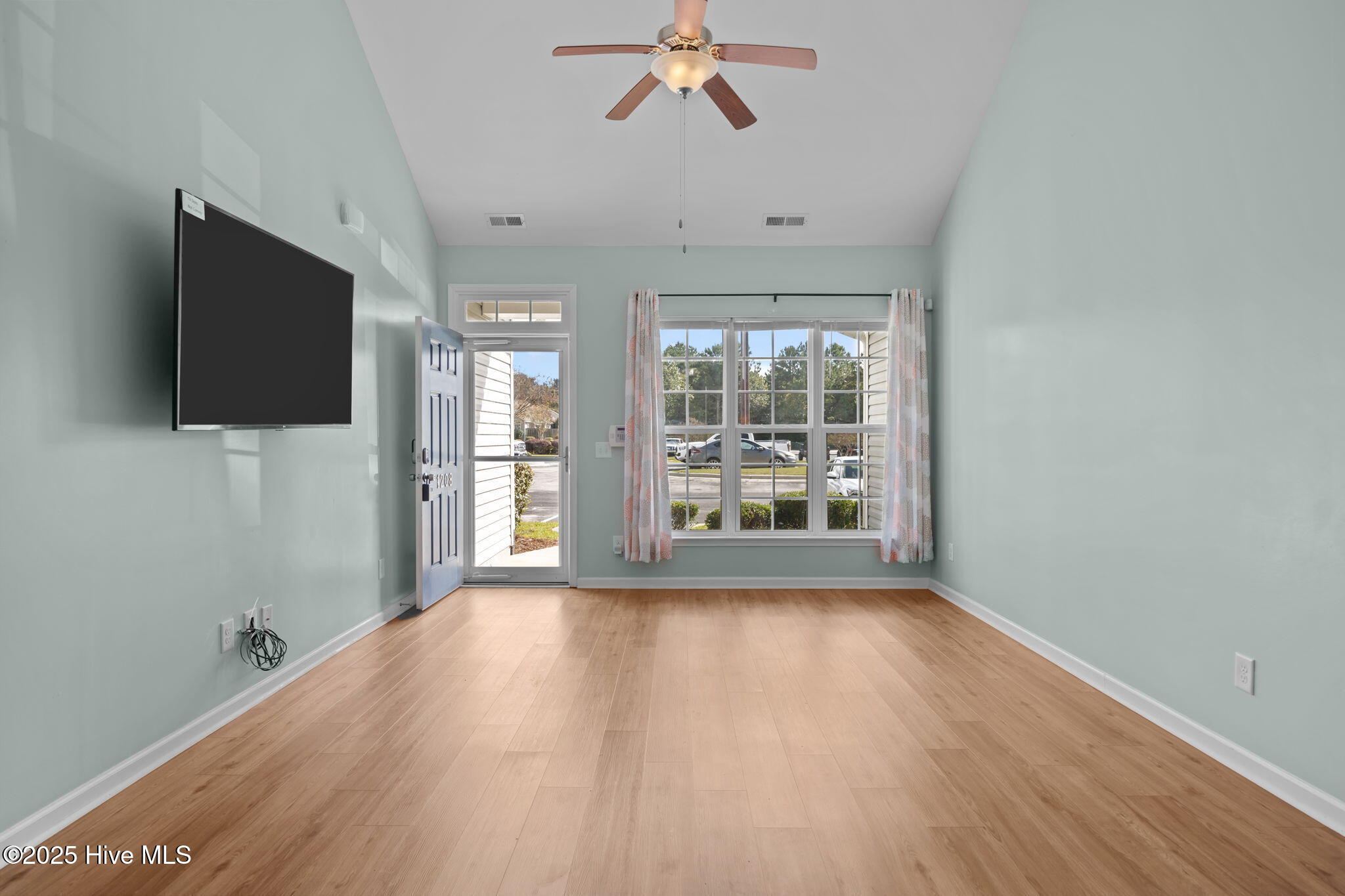 1208 Red Bay Place, Leland, NC 28451 – photo 16: Living Room