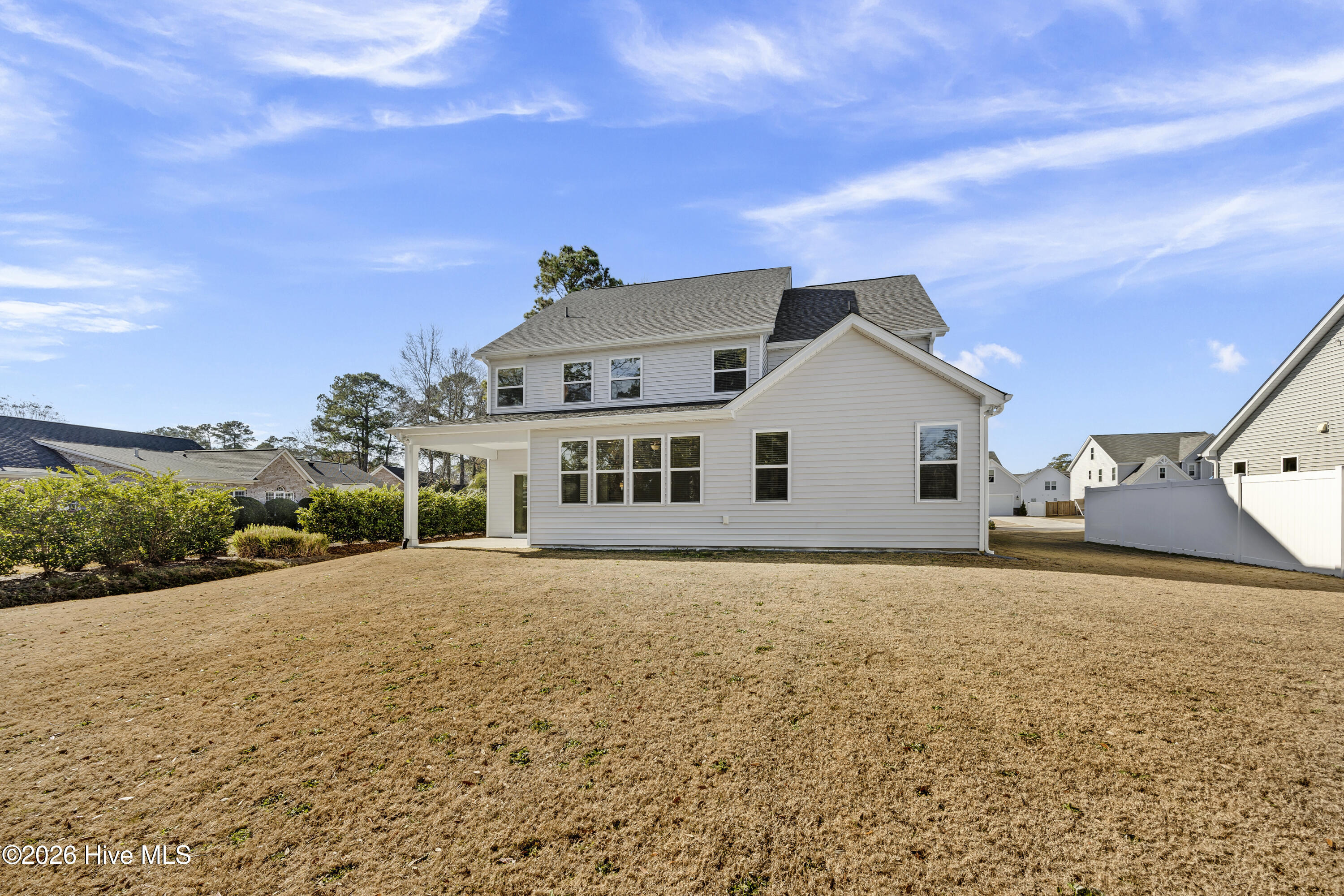 100548417 | Photo 26