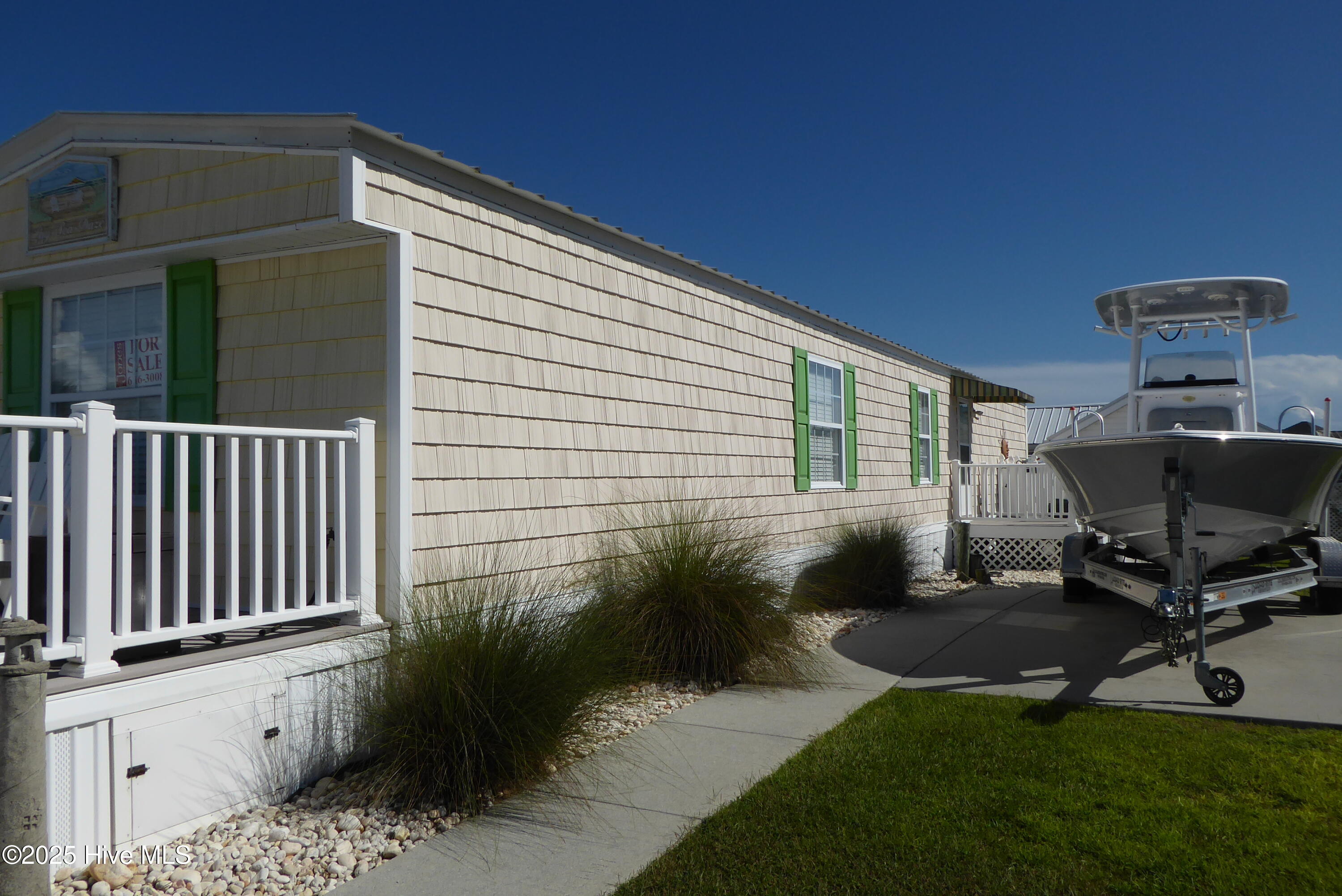 Homes for sale in Newport, NC | 405 Snow Goose Ln, Newport, NC 28570 | MLS# 100531890