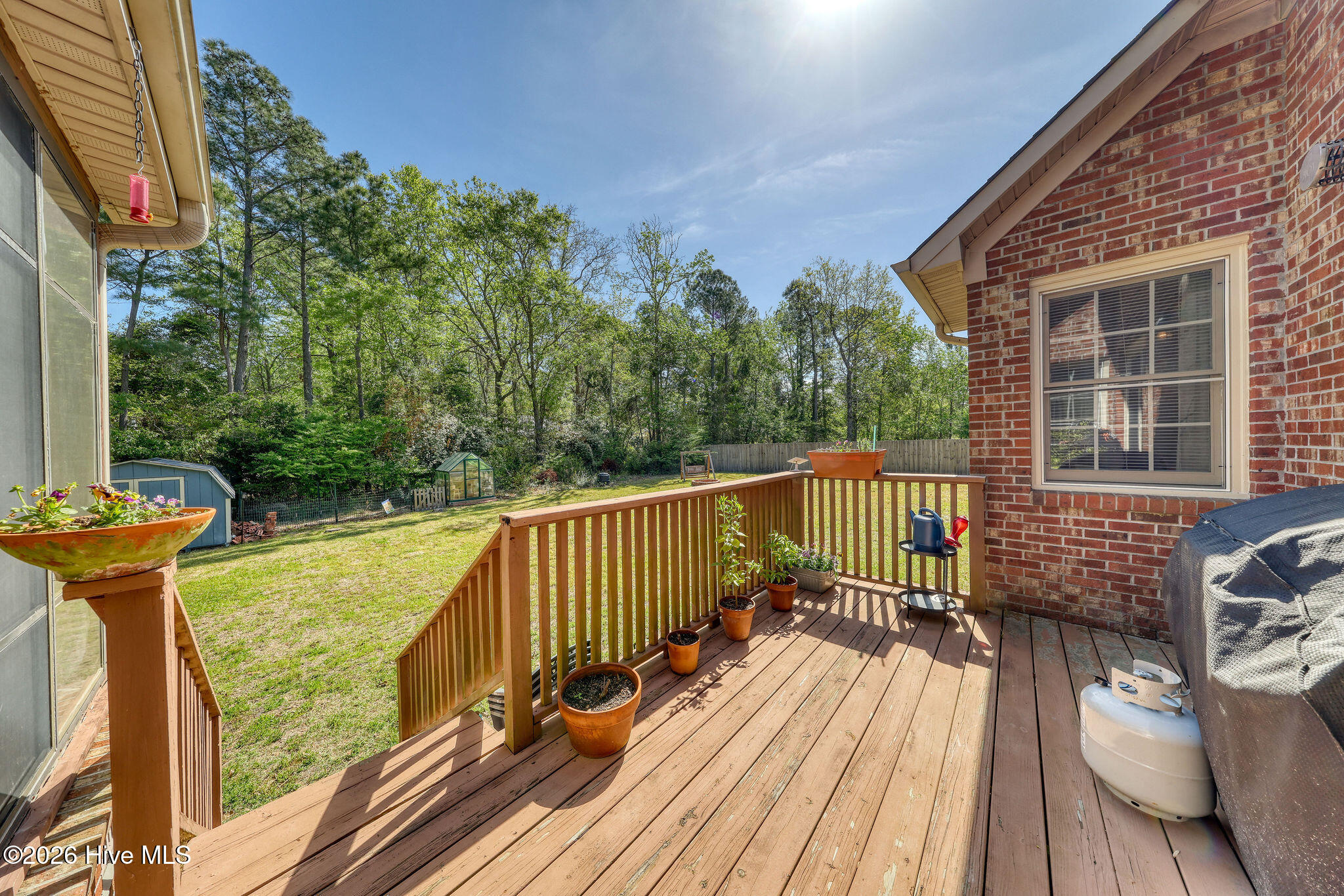 100565672 | Photo 47