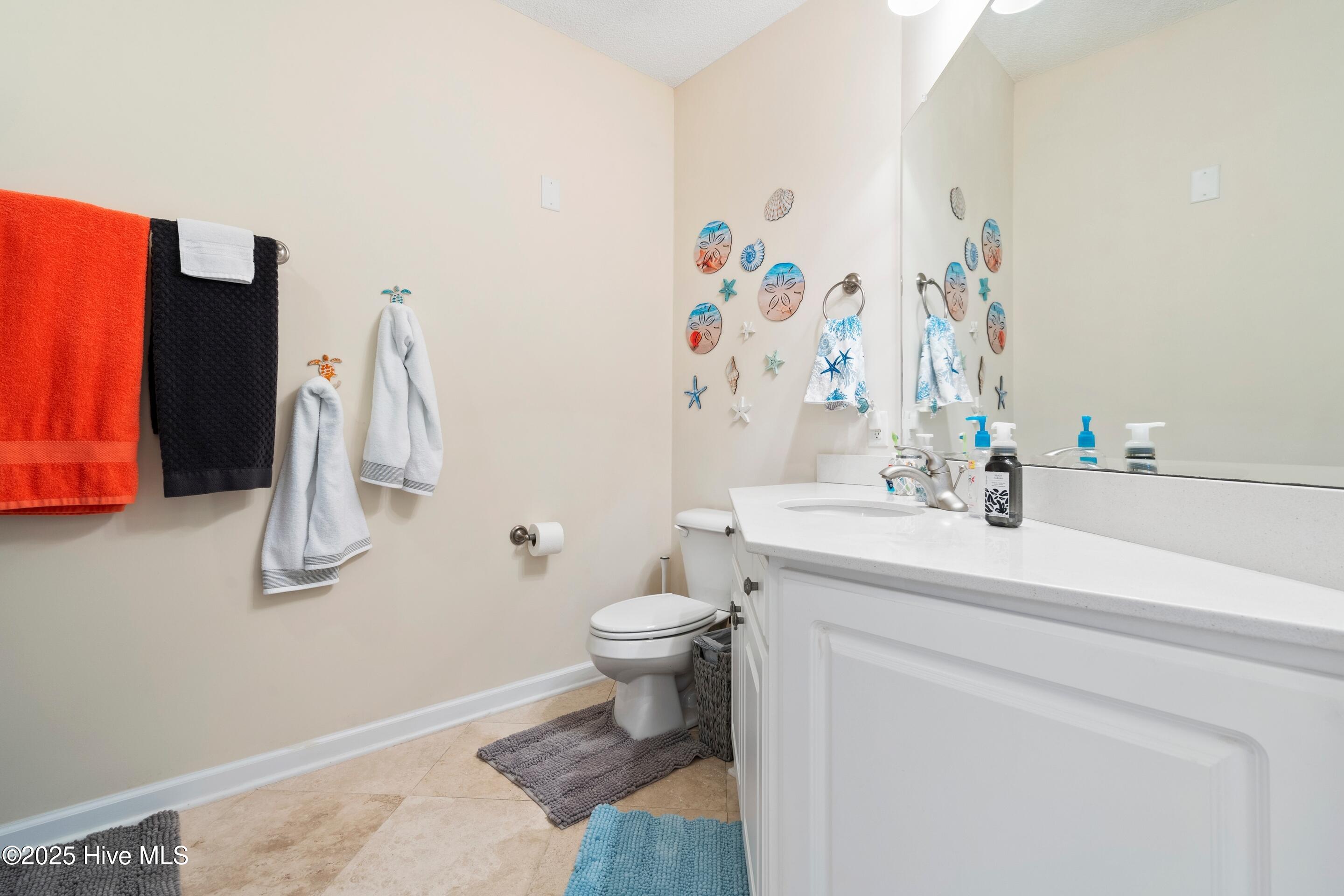 100547401 | Photo 30