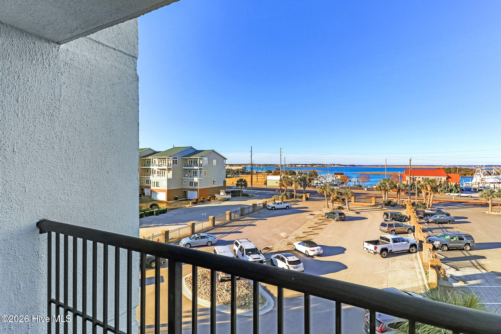 211 Arendell Street UNIT 401 Leeward Harbor, Morehead City, NC, 28557