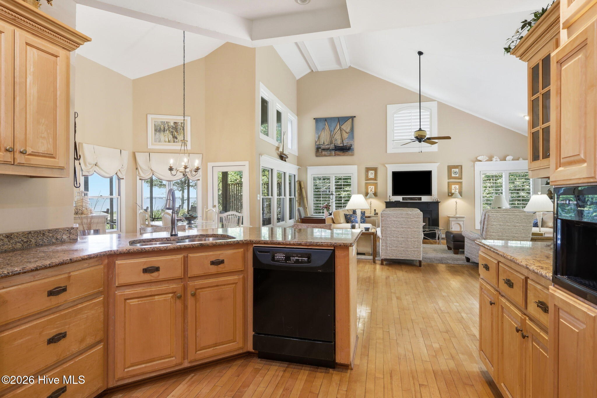 142 Oakleaf Drive,Pine Knoll Shores