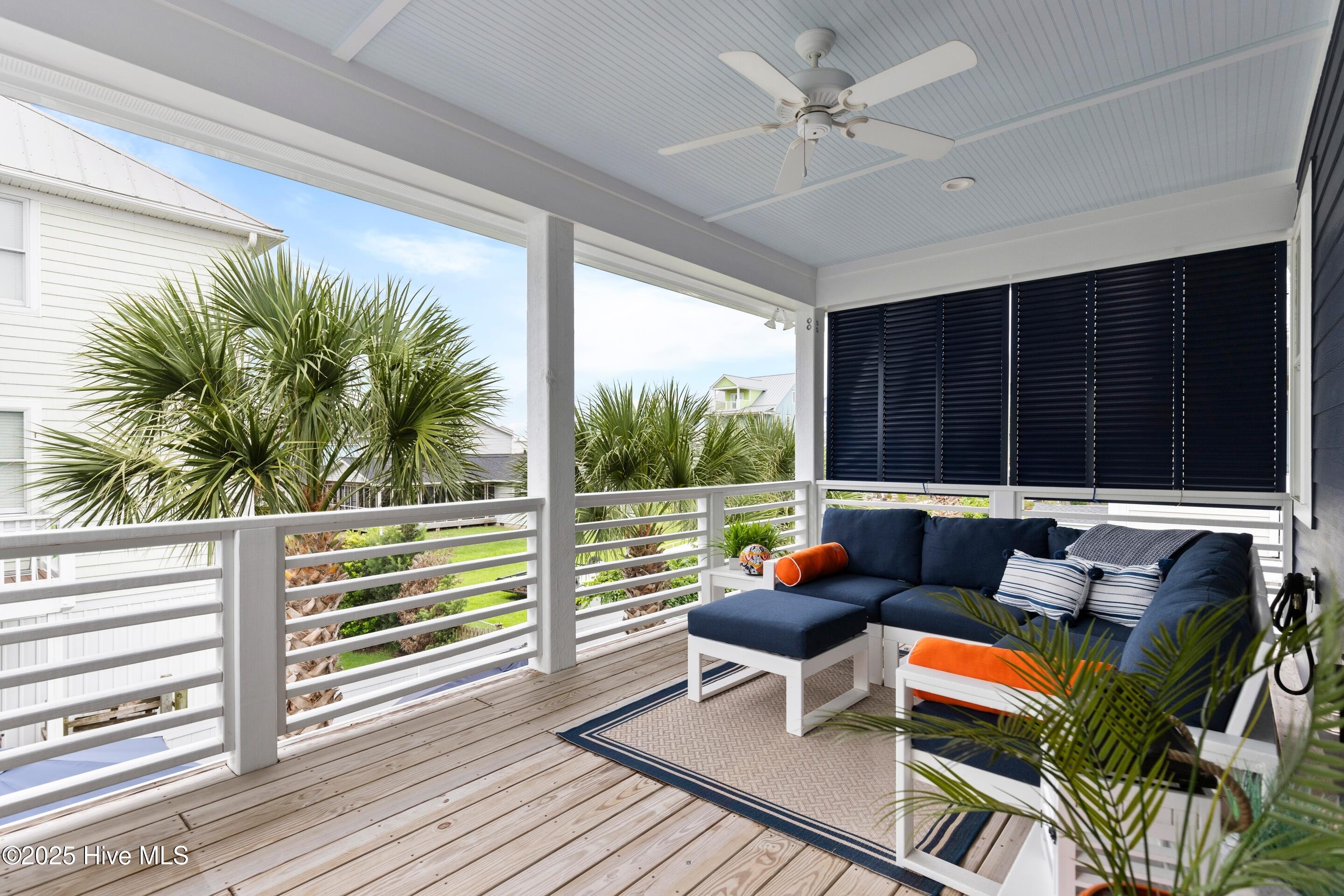 100532410 | Photo 65