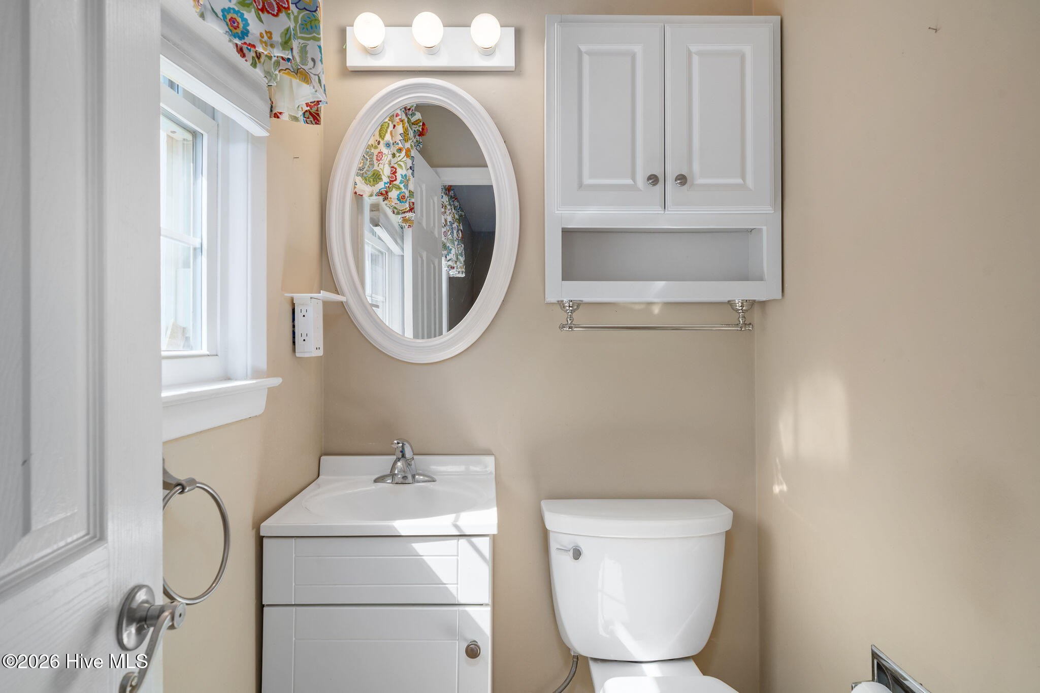 100568414 | Photo 18