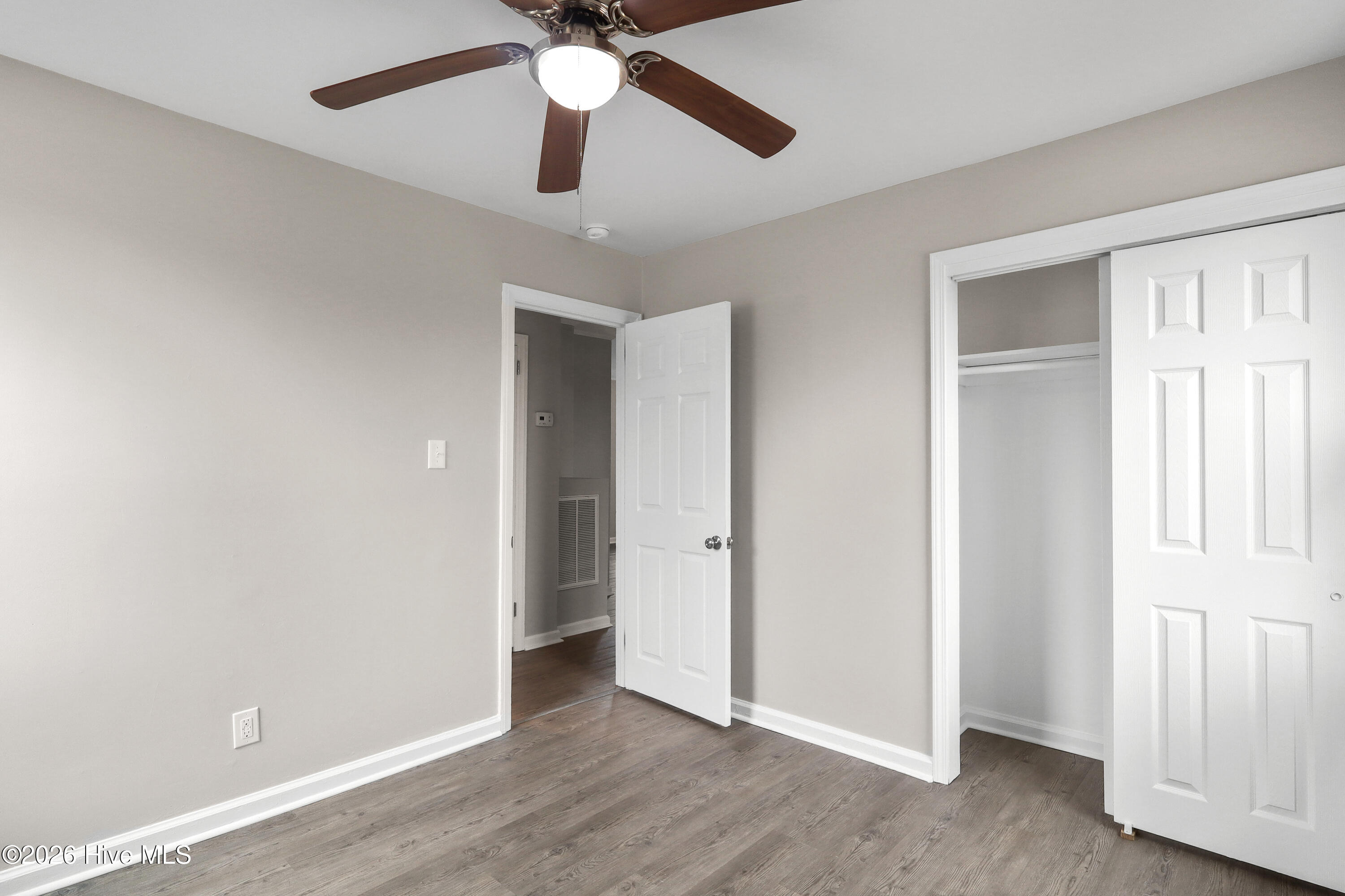 100547521 | Photo 19