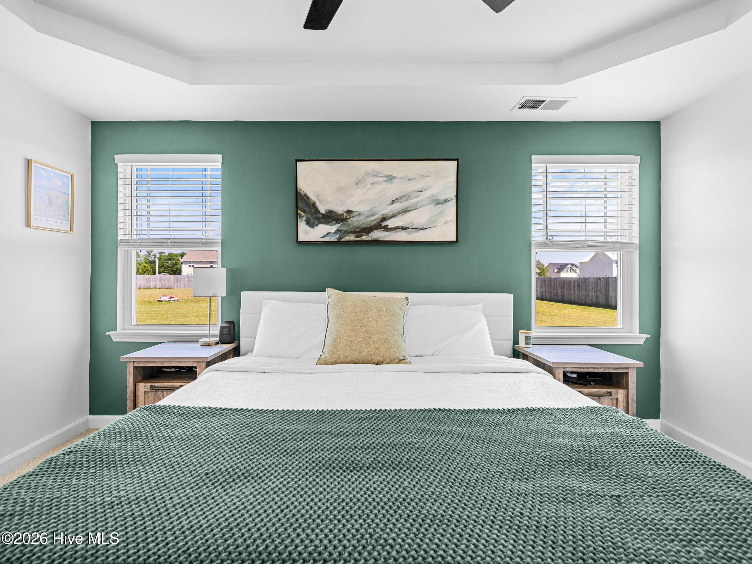 100569588 | Photo 27