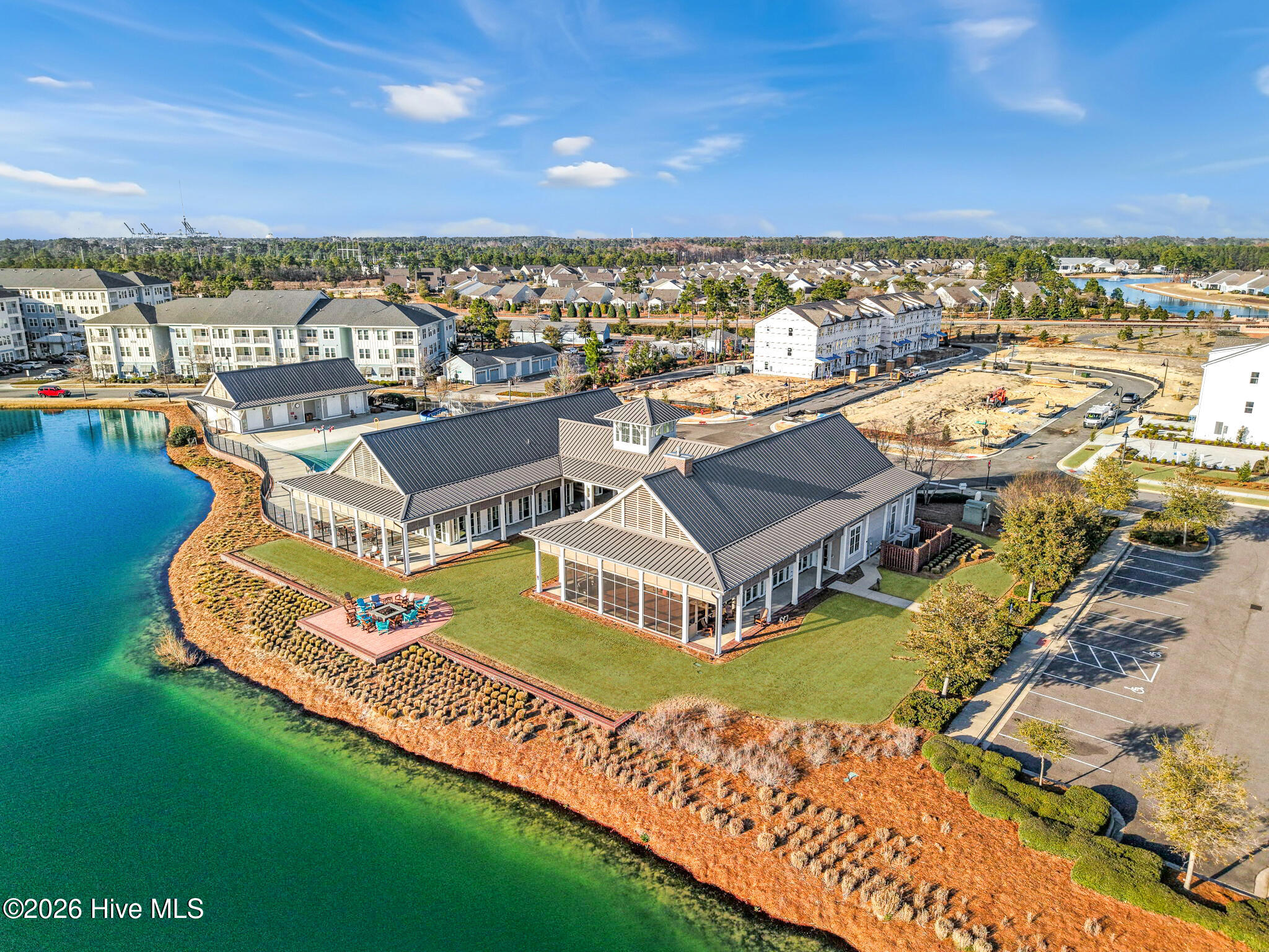 100559851 | Photo 12