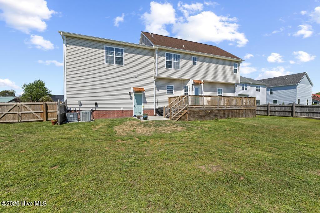 100564951 | Photo 48