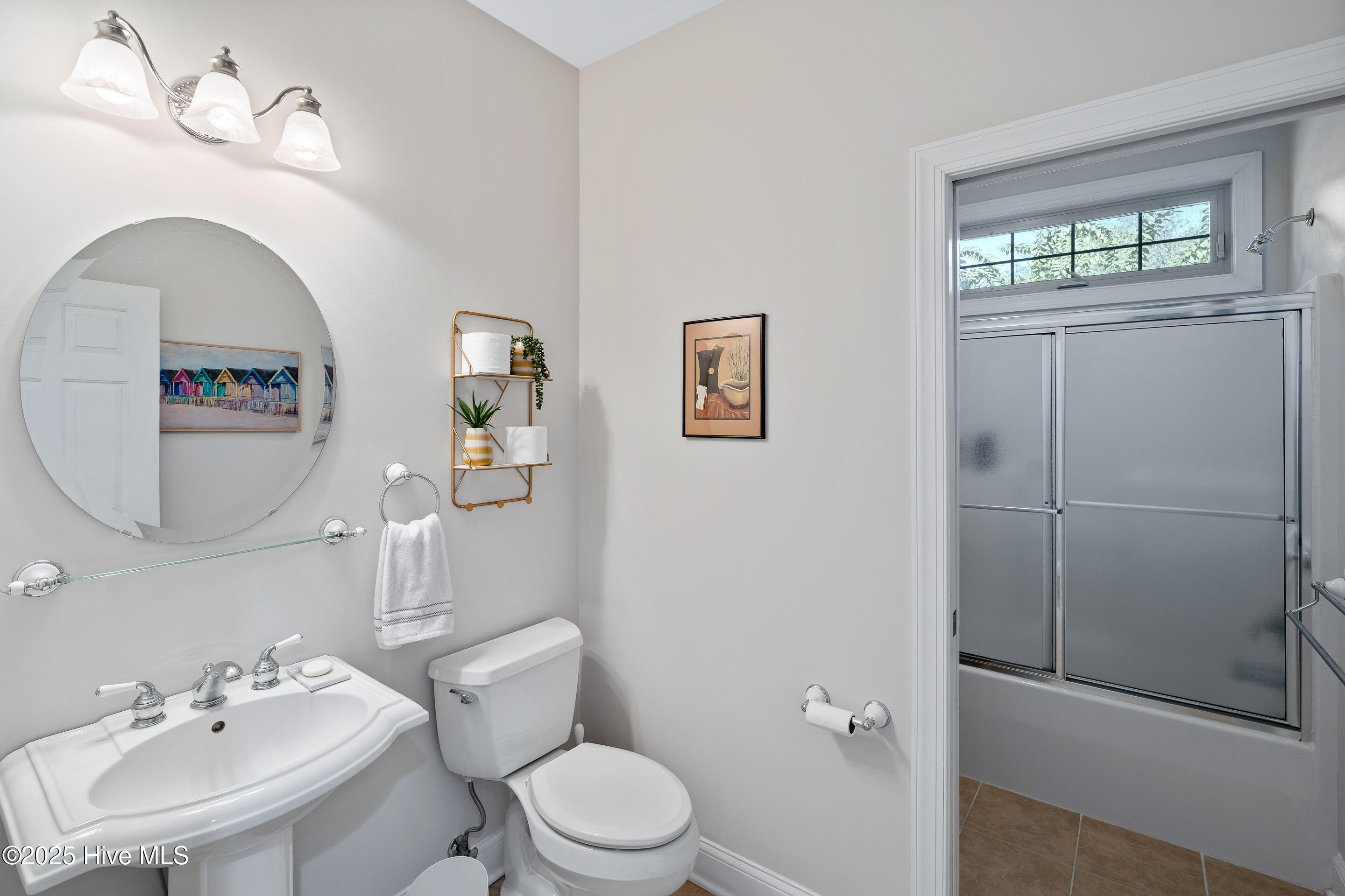 100535397 | Photo 41