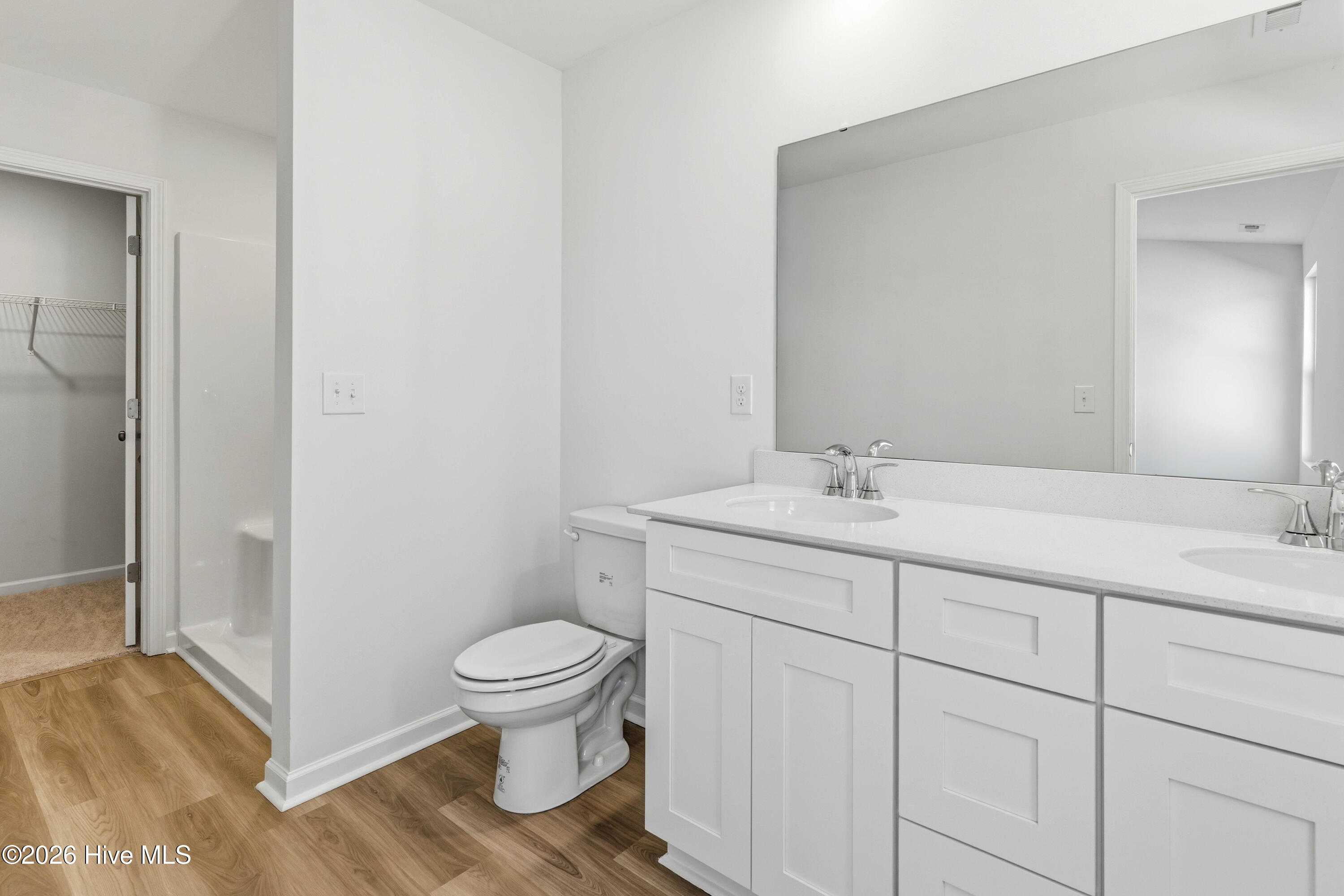 100541480 | Photo 23