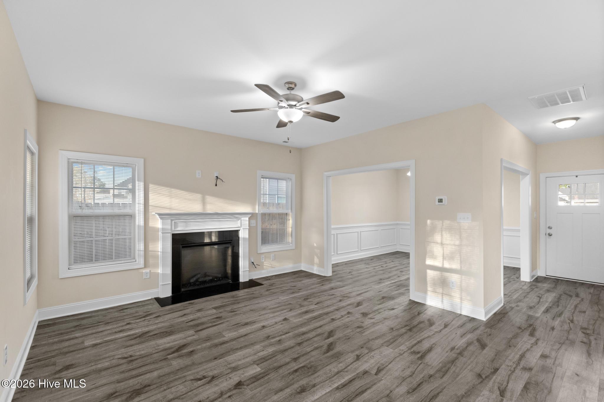 100560656 | Photo 13