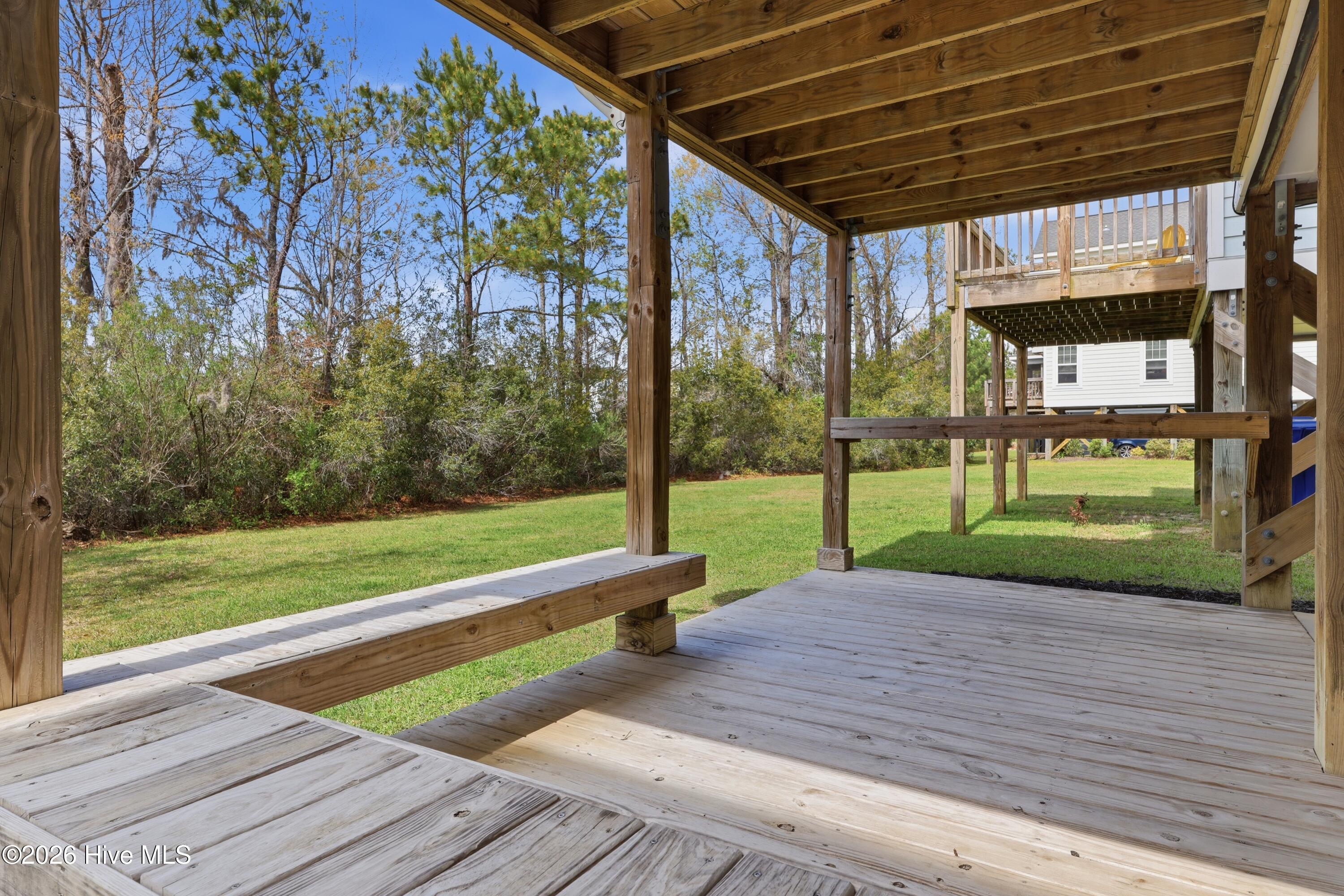 100563729 | Photo 44