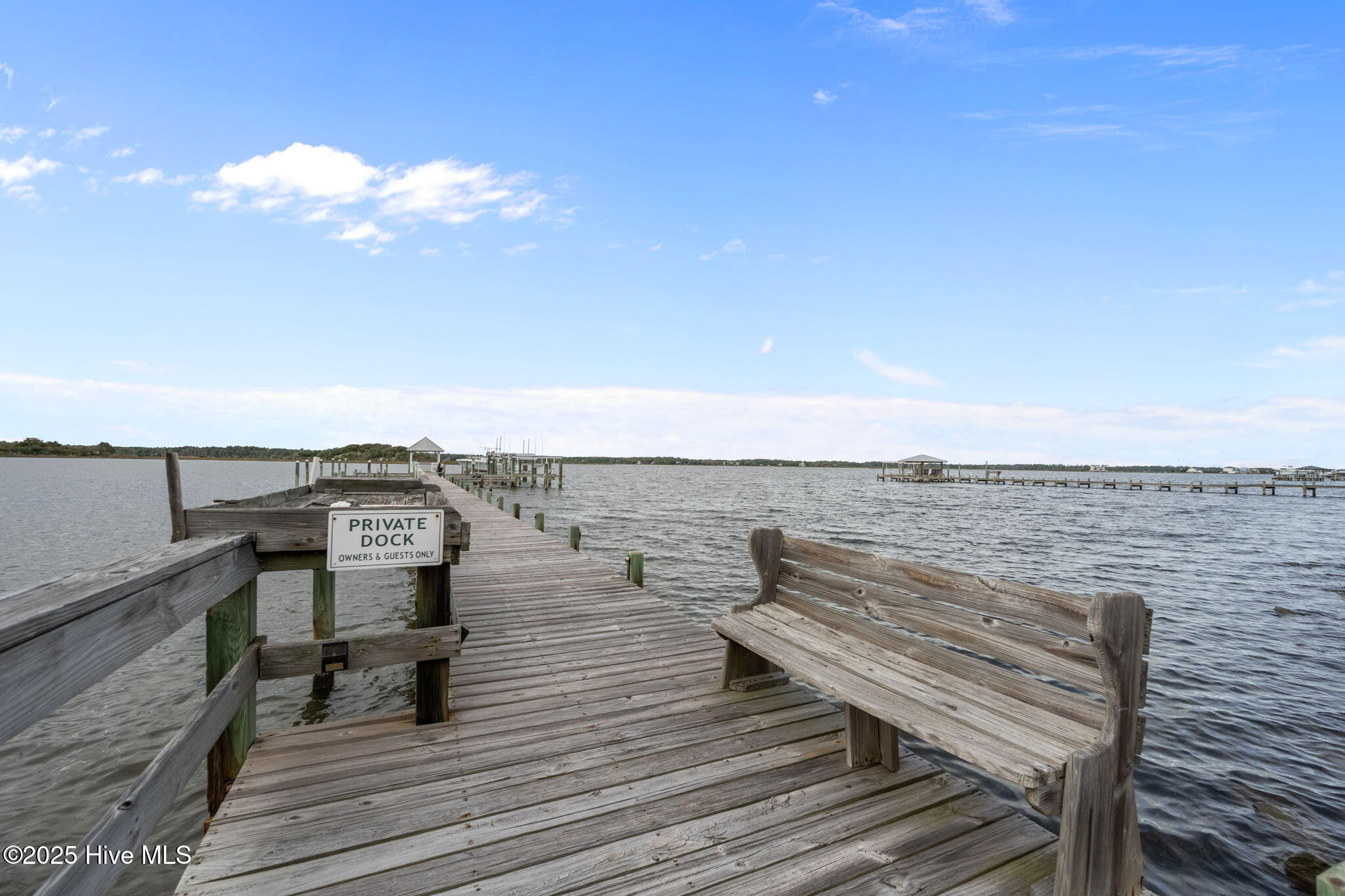 100539453 | Photo 61