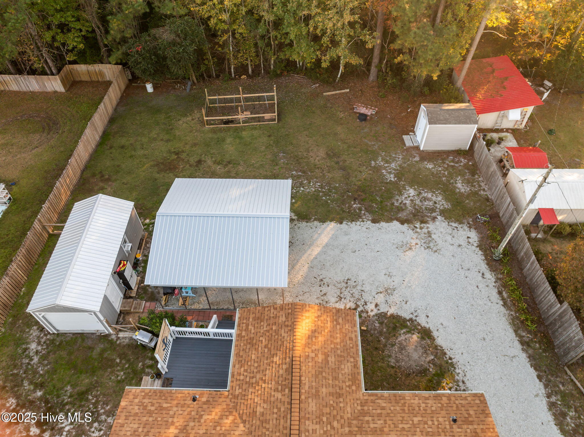 100540972 | Photo 41