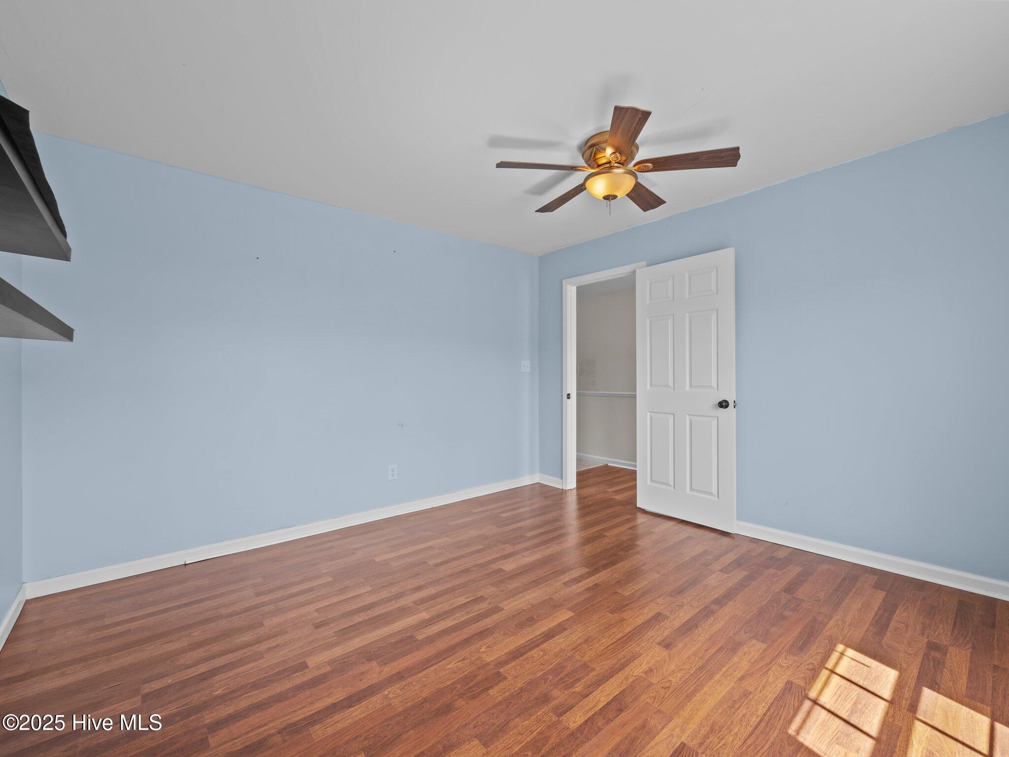 100544951 | Photo 32