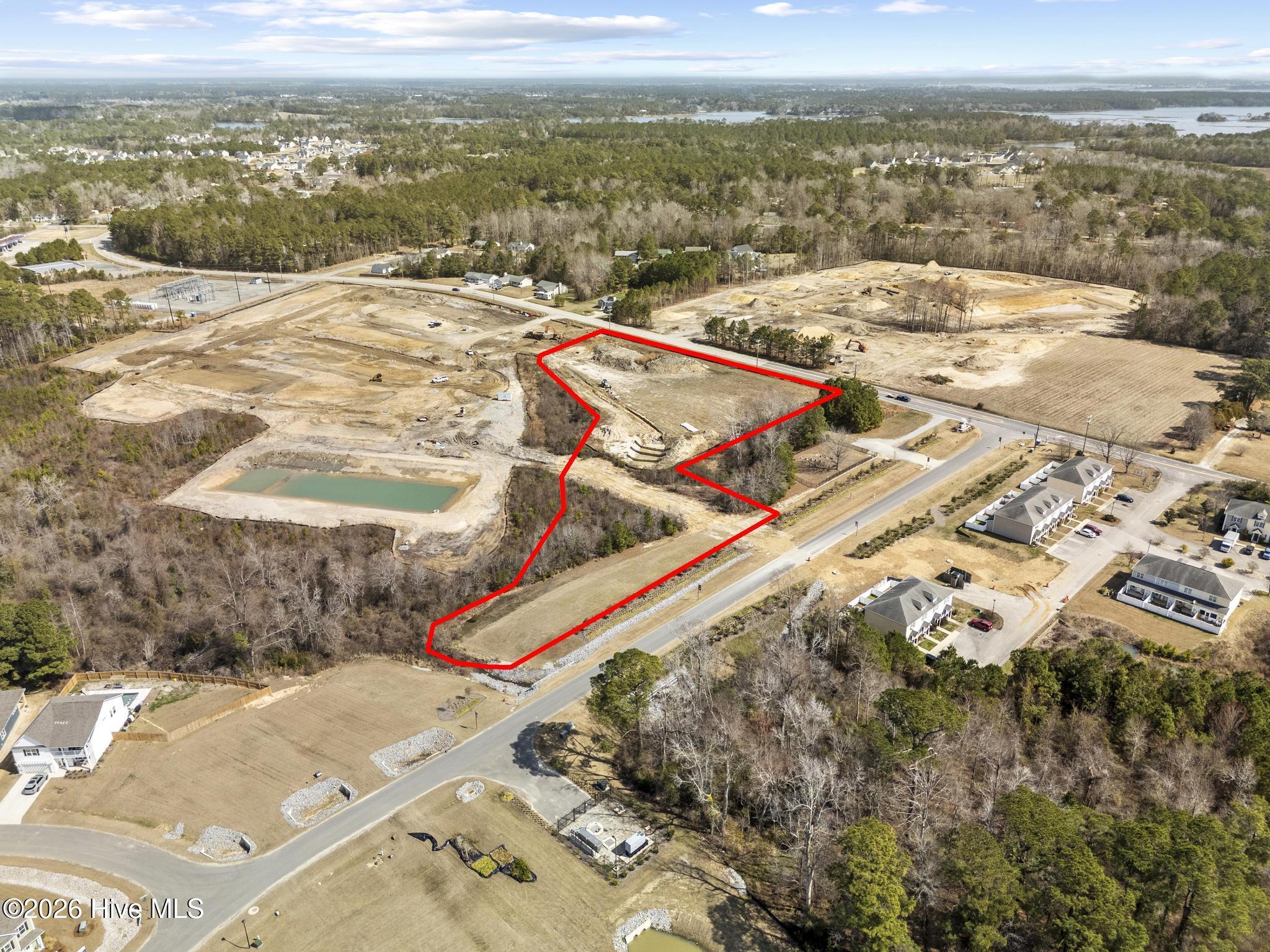 000 Queens Creek Road,Hubert