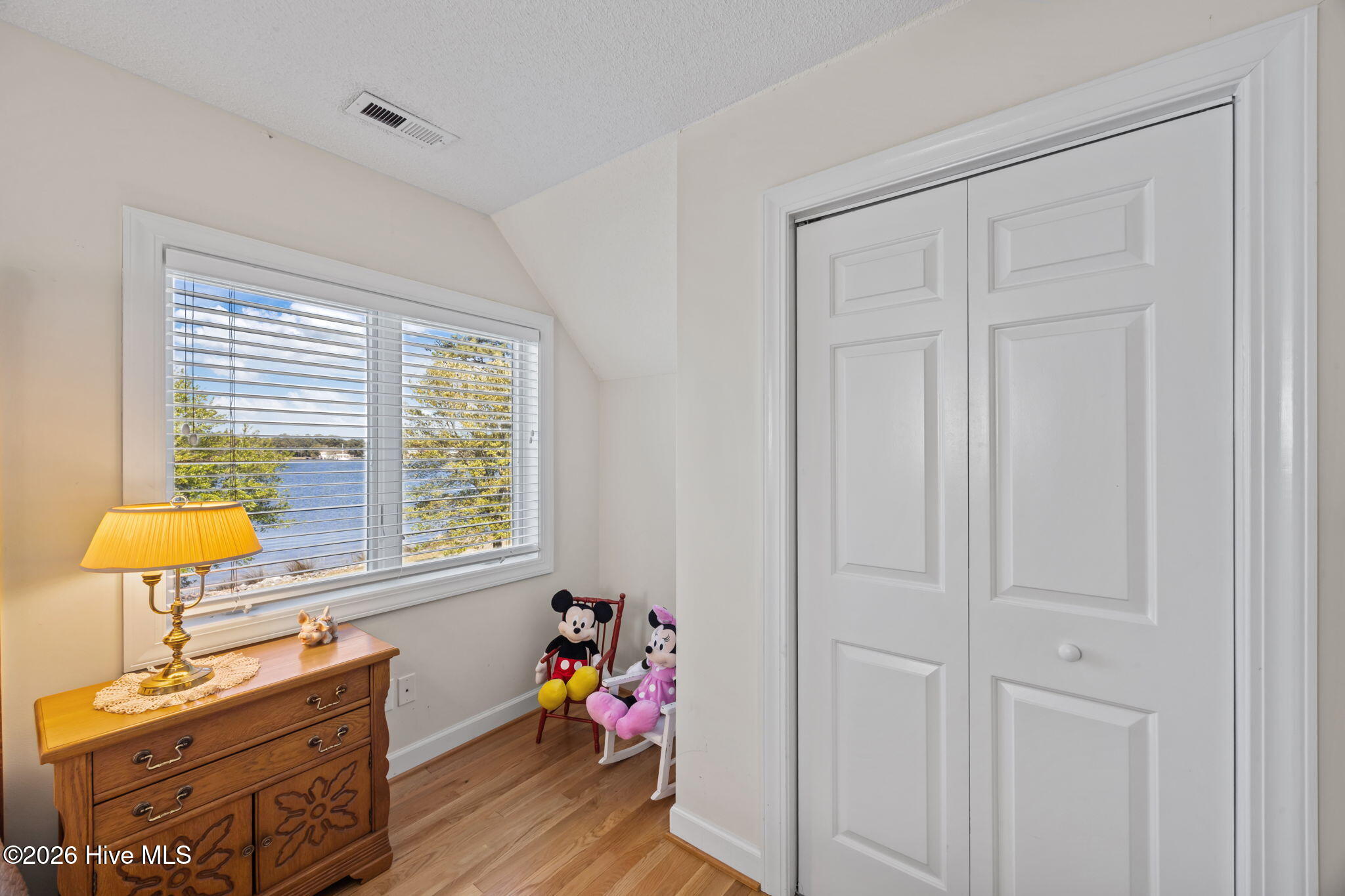 609 Mills Road,Oriental