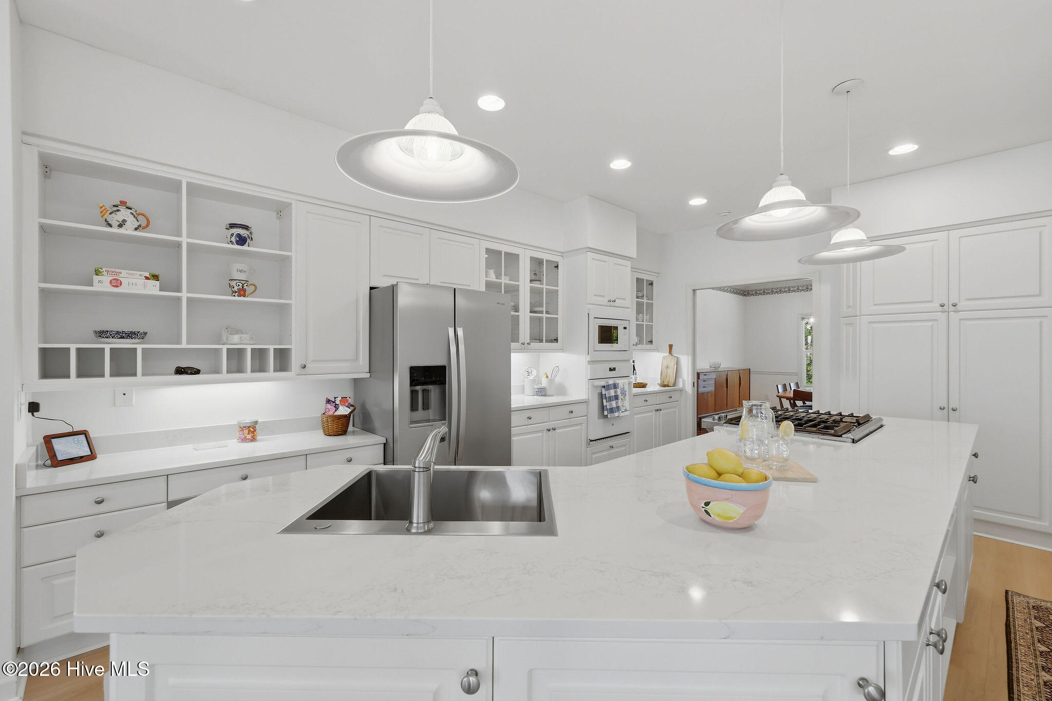 100570378 | Photo 16