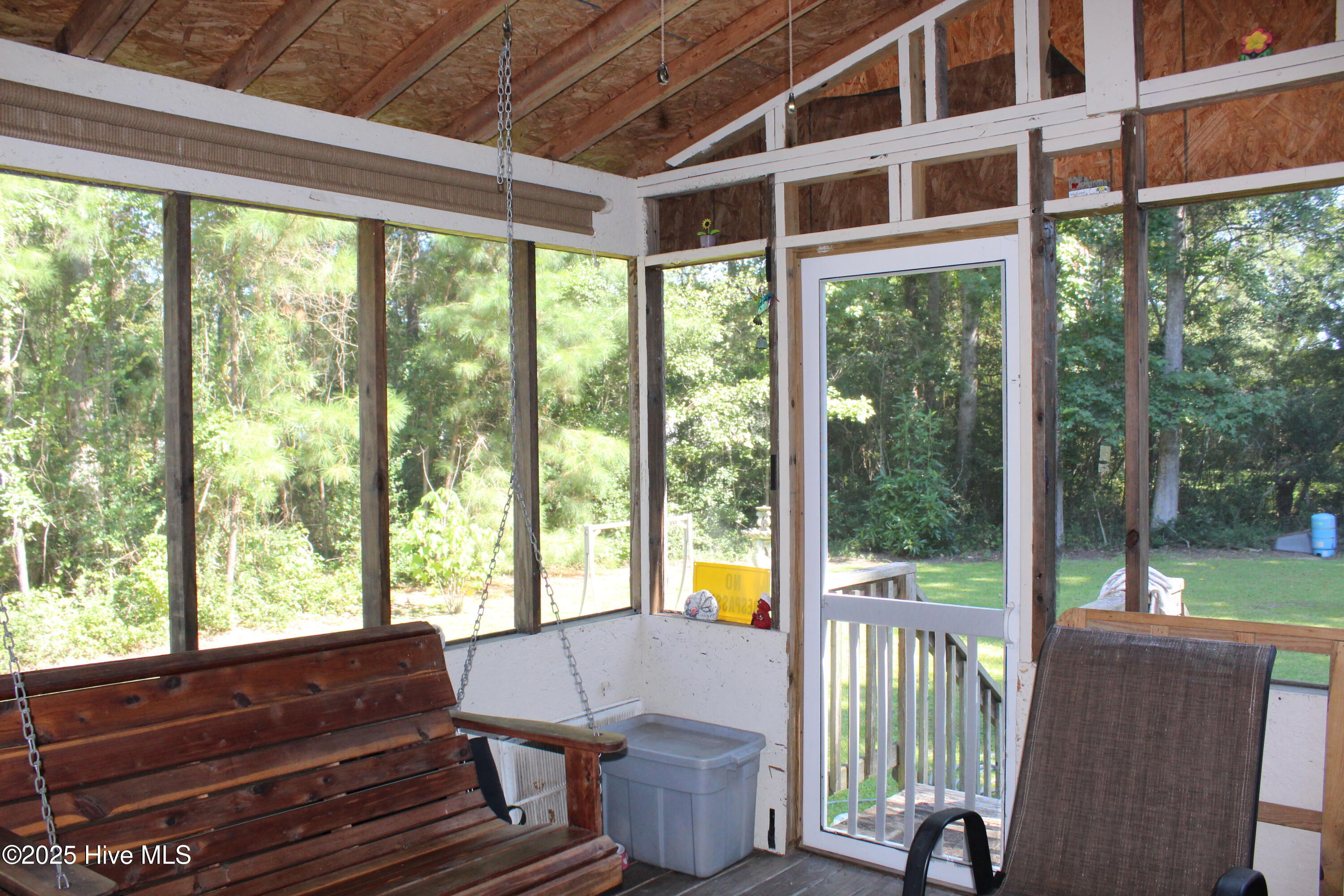 100527768 | Photo 12