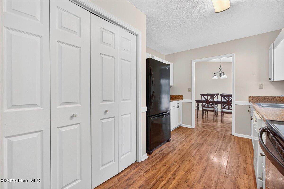 100531435 | Photo 31