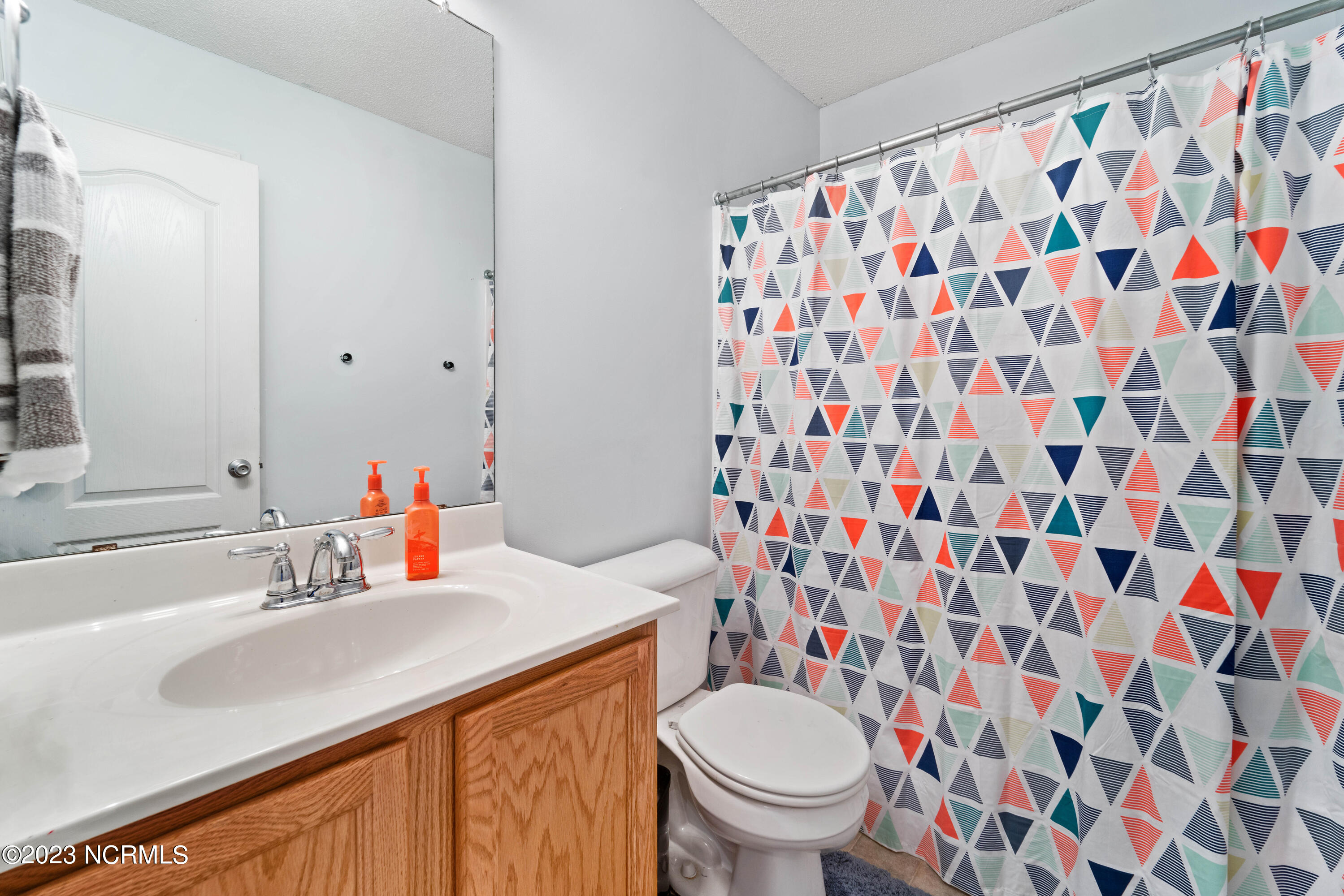 100543901 | Photo 14