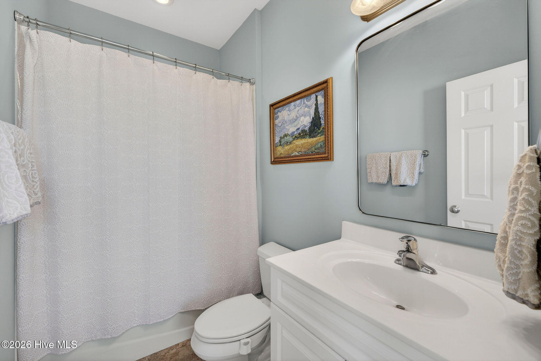 100562225 | Photo 31