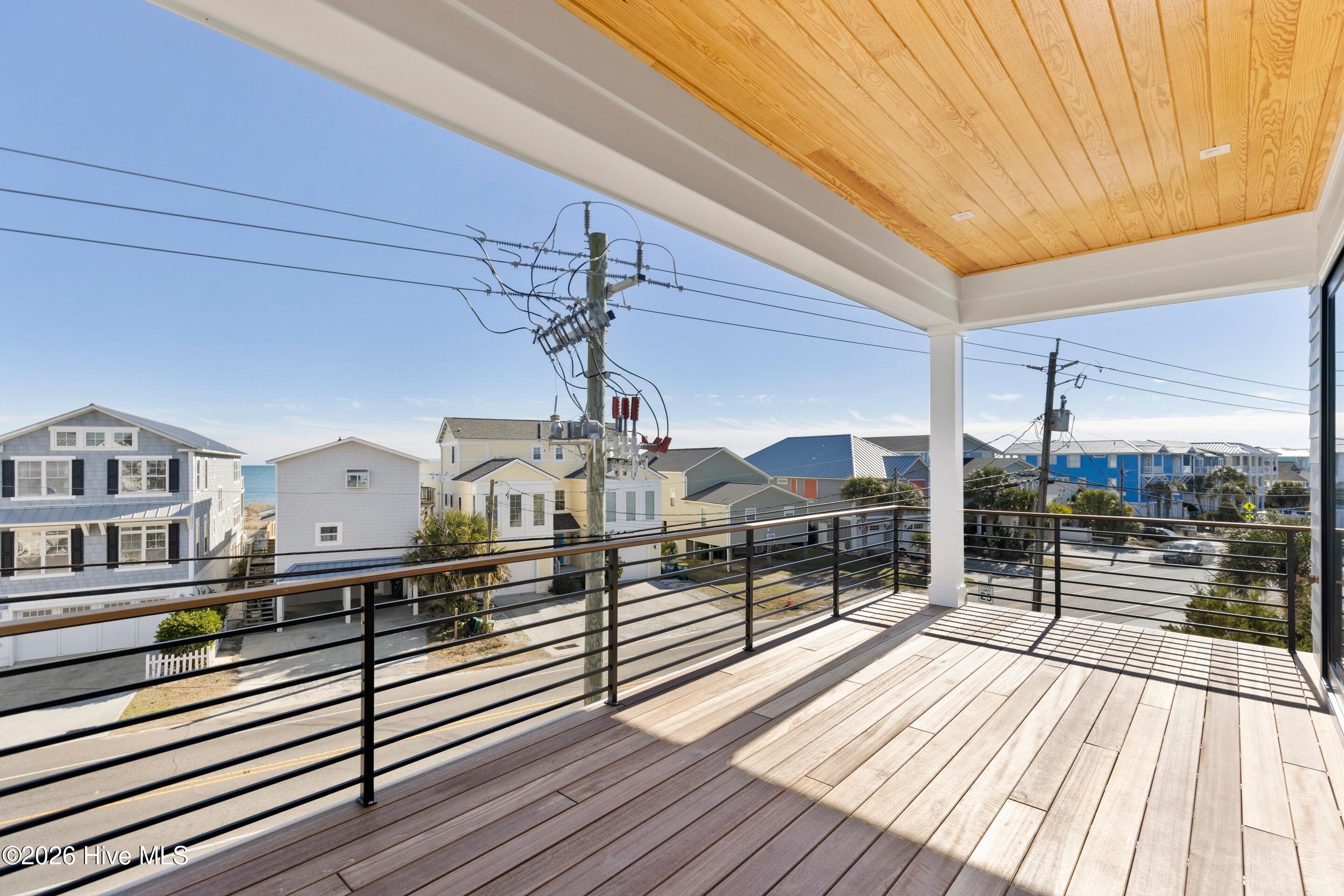 100545146 | Photo 45